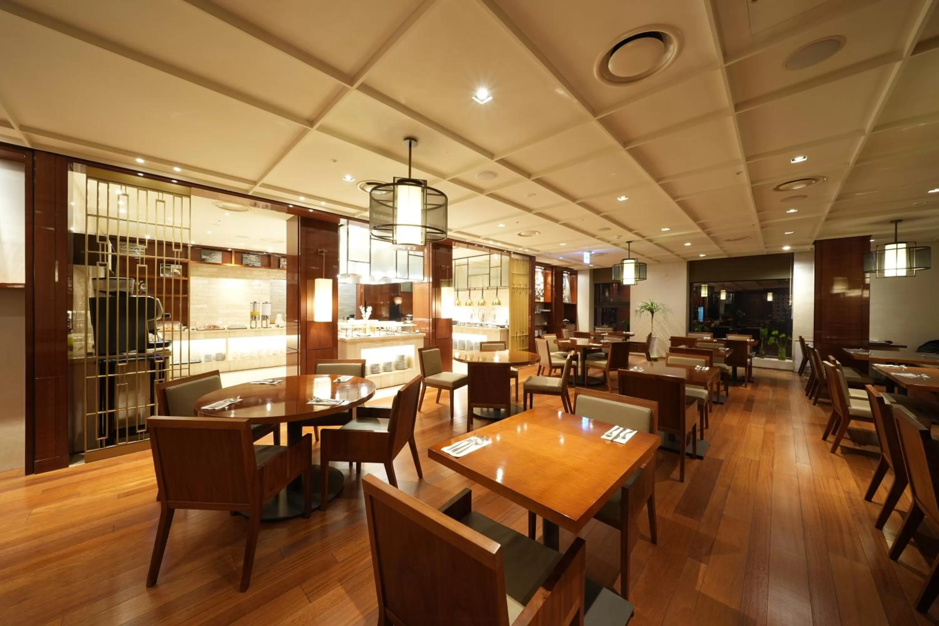 Breakfast, Restaurant/Places to Eat in Crown Park Hotel Seoul