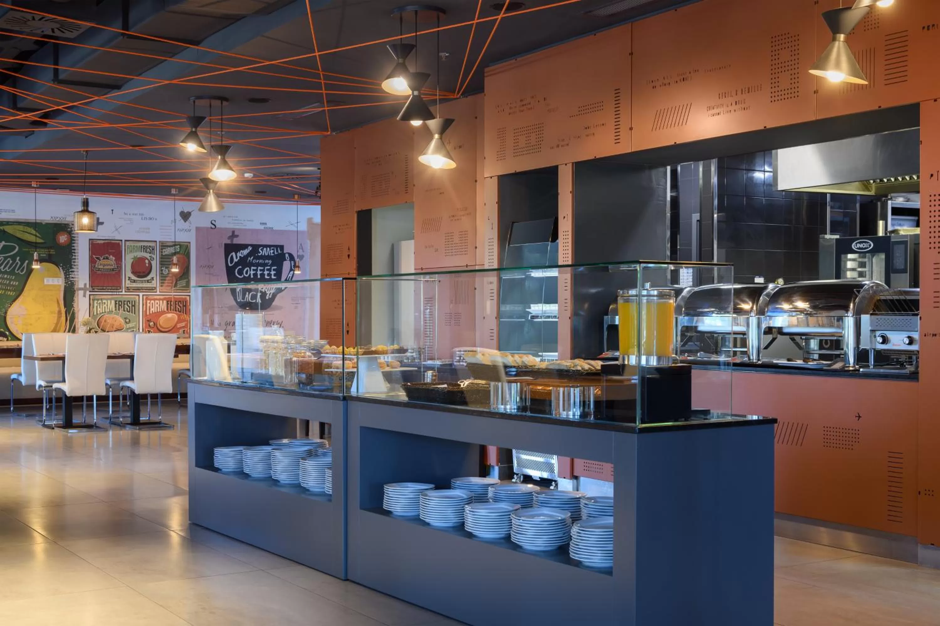 Restaurant/places to eat in Star inn Lisbon Airport