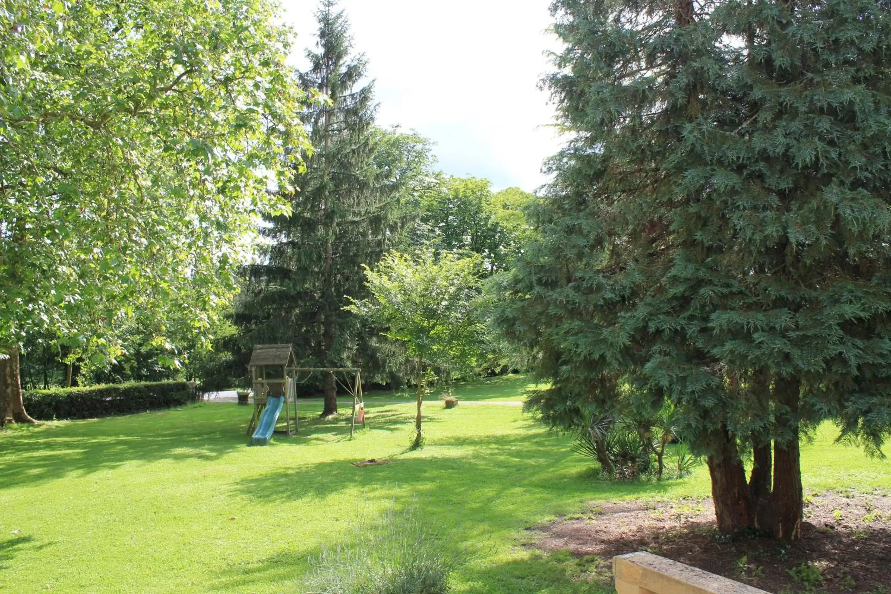 Children play ground, Garden in Château Puygrenier