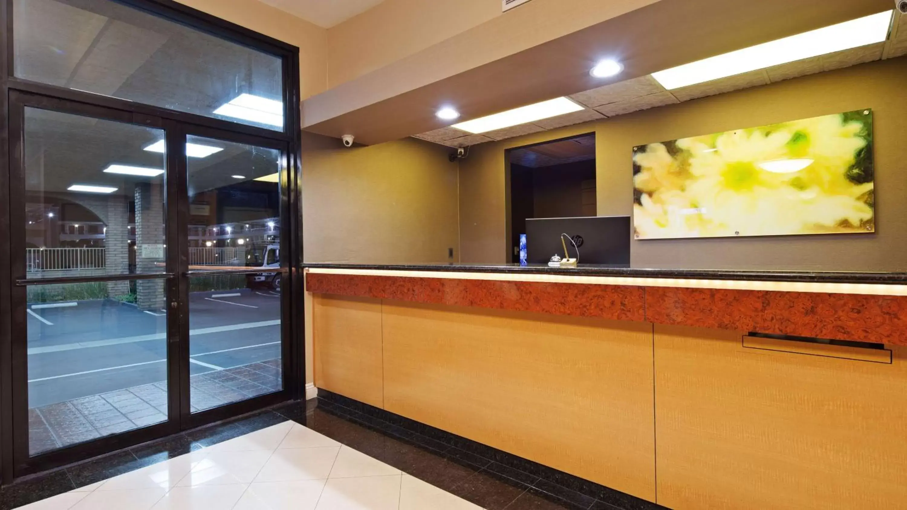 Lobby or reception, Lobby/Reception in Best Western Pasadena Inn