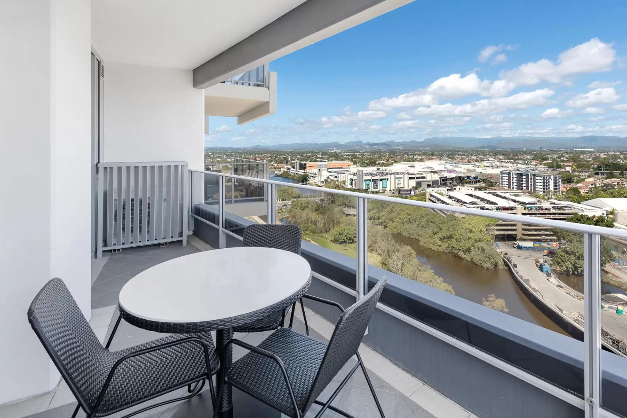 Balcony/Terrace in Meriton Suites Broadbeach