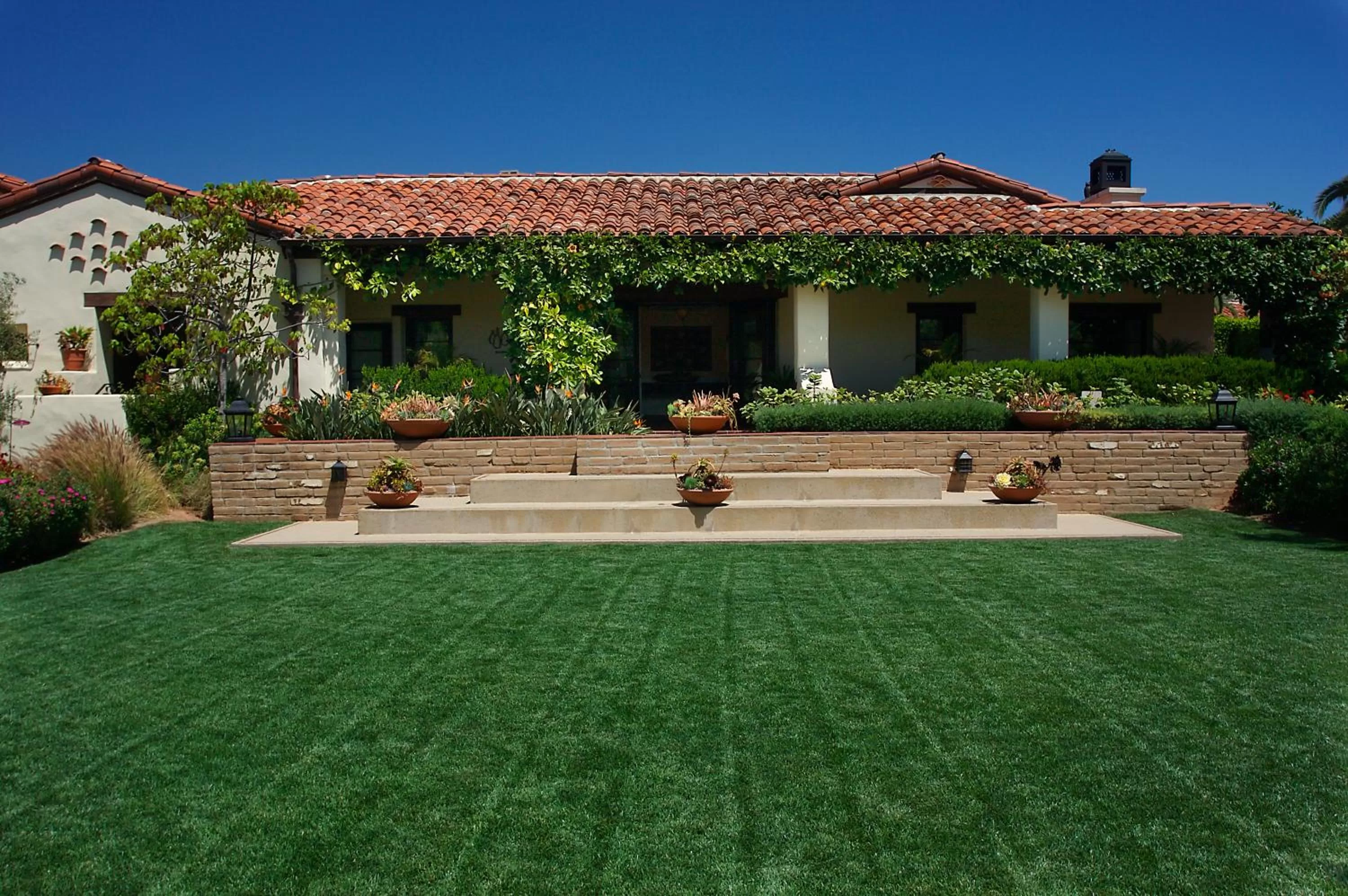 Garden in Estancia La Jolla Hotel & Spa