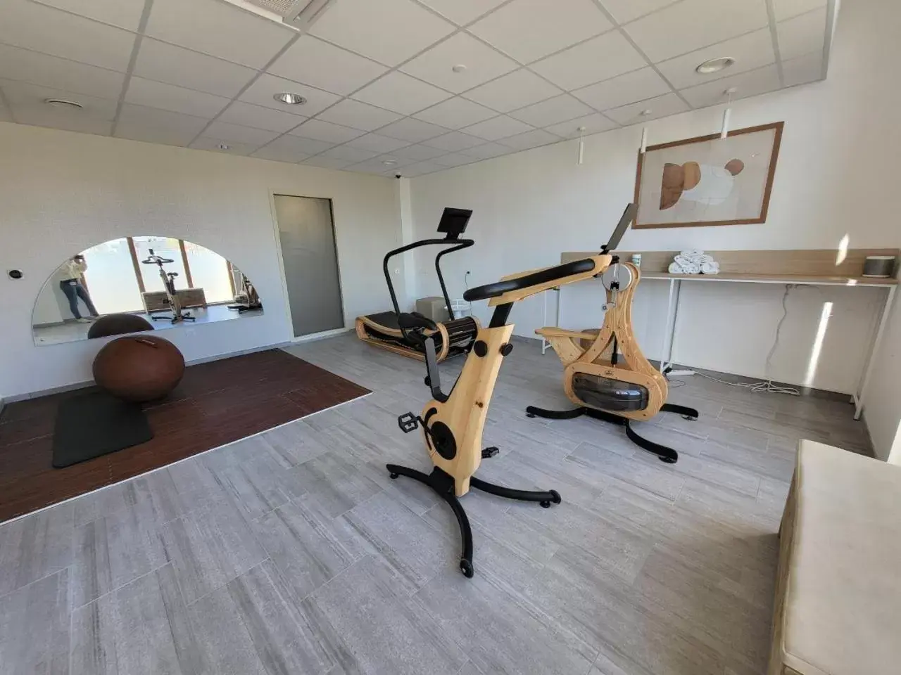 Fitness Center/Facilities in The Originals Boutique Hôtel Amiens Sud