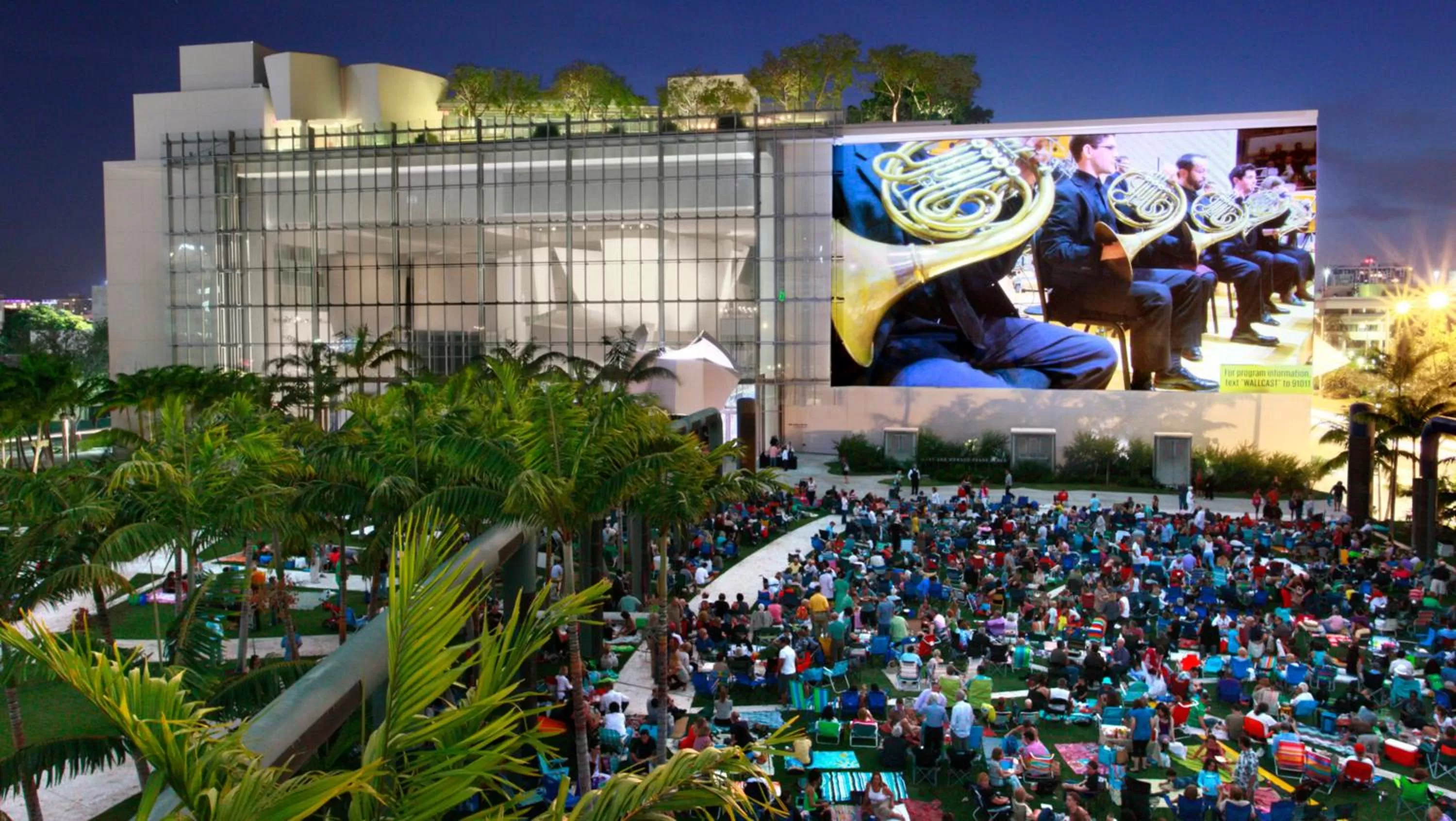 Property building in Holiday Inn Miami Beach-Oceanfront by IHG