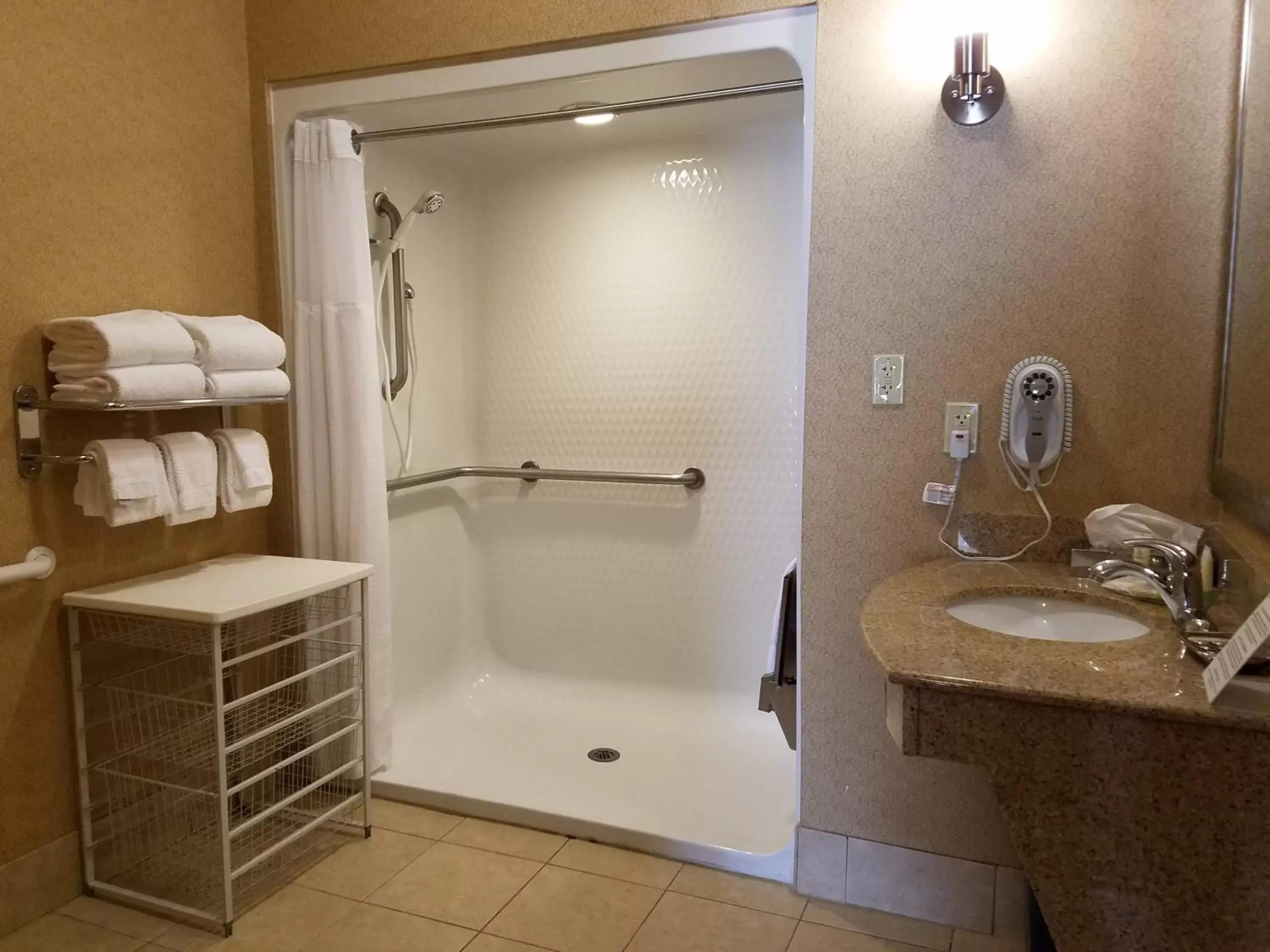 Photo of the whole room, Bathroom in Staybridge Suites Rogers - Bentonville, an IHG Hotel