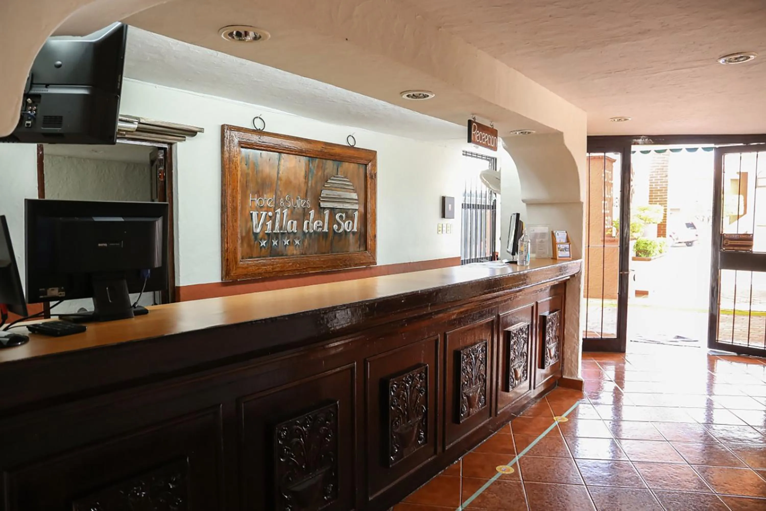 Lobby or reception in Hotel & Suites Villa del Sol