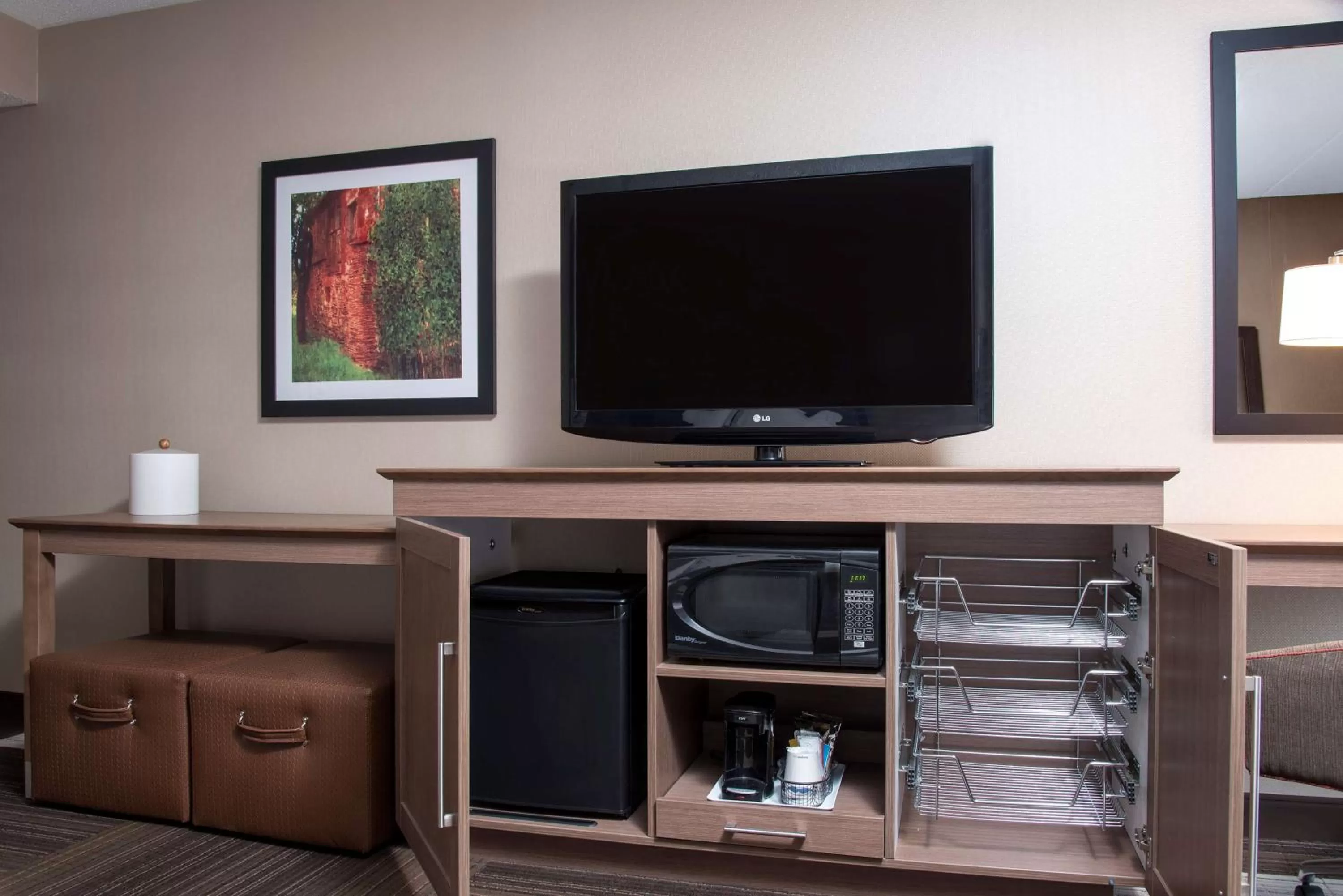 Bed in Hampton Inn Seymour