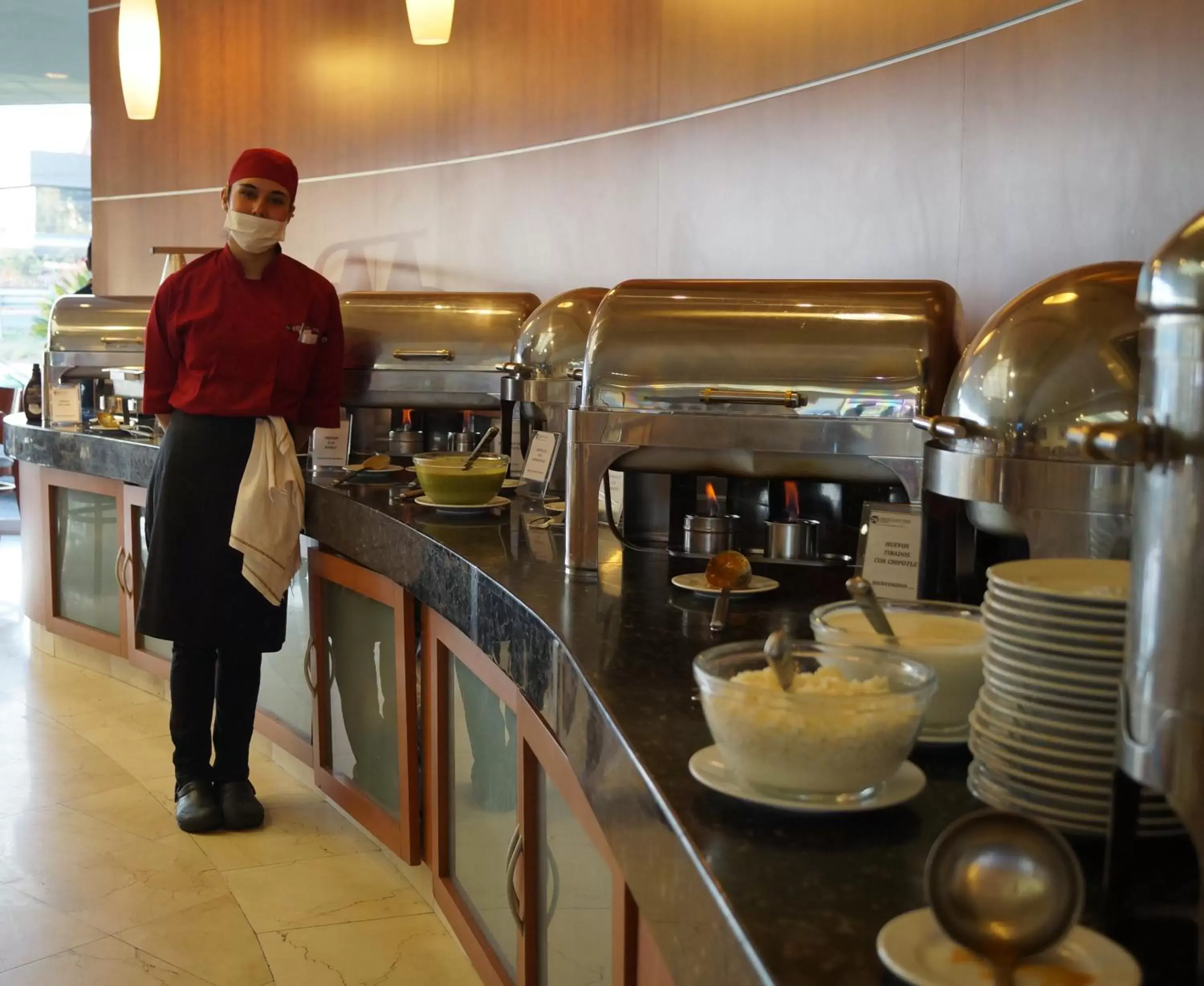 Staff, Food in Hotel Mercury Inn