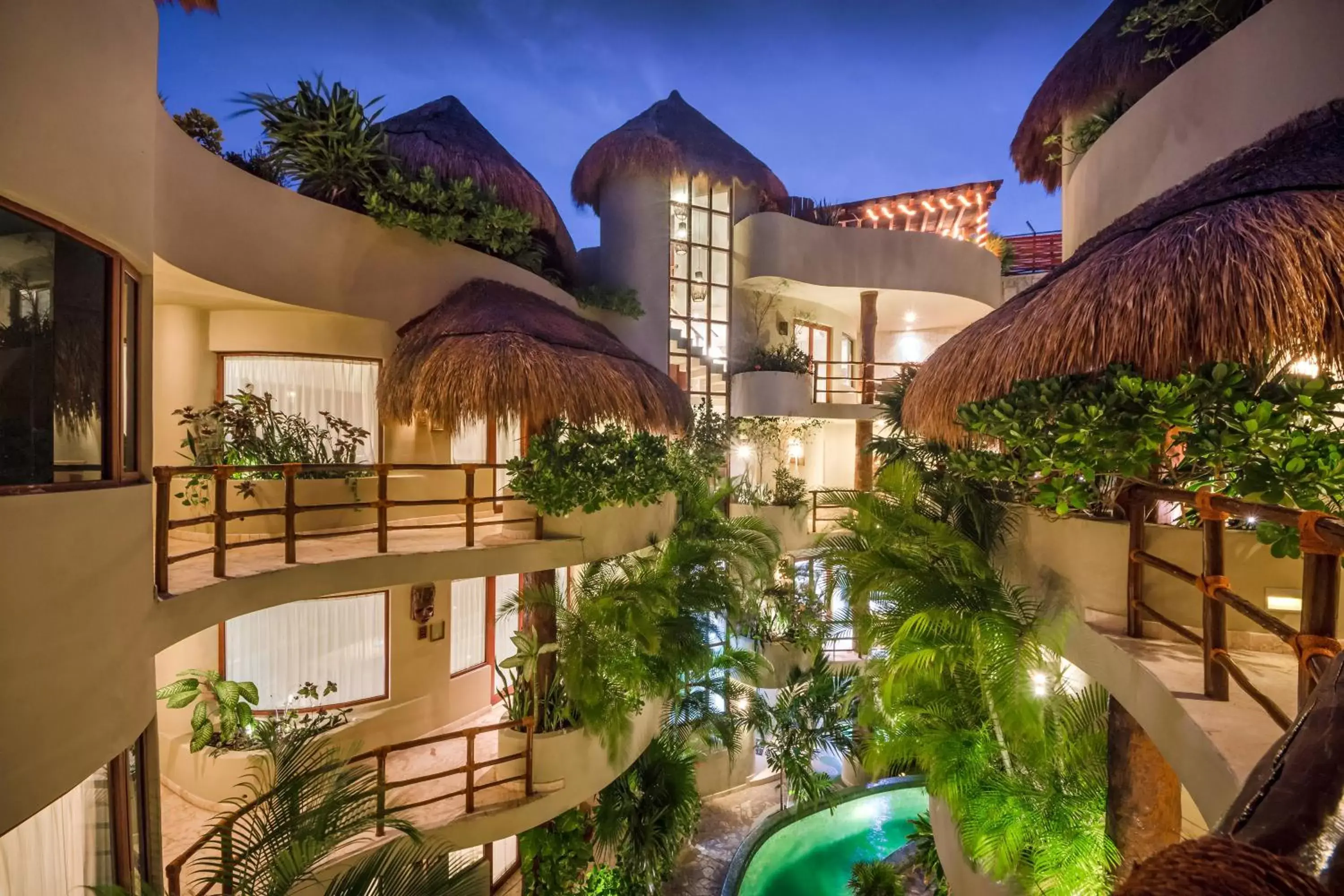 Inner courtyard view, Property Building in Maya Villa Condo Hotel and Beachclub