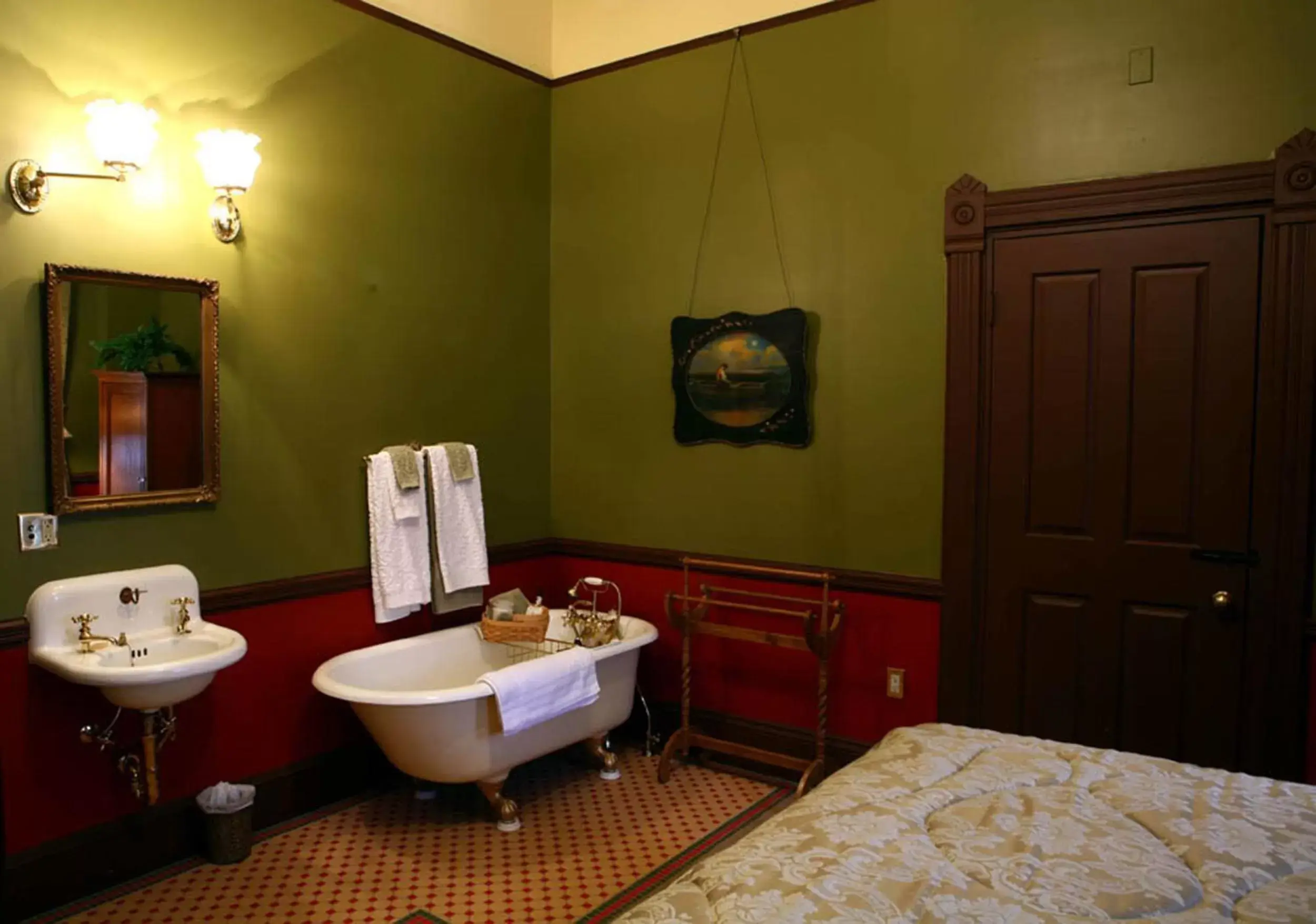 Bathroom in Martin & Mason Hotel