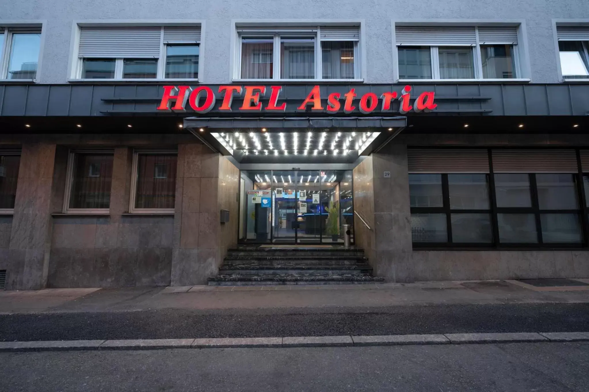 Facade/entrance in Hotel Astoria Stuttgart City Facade/entrance in Hotel Astoria Stuttgart City