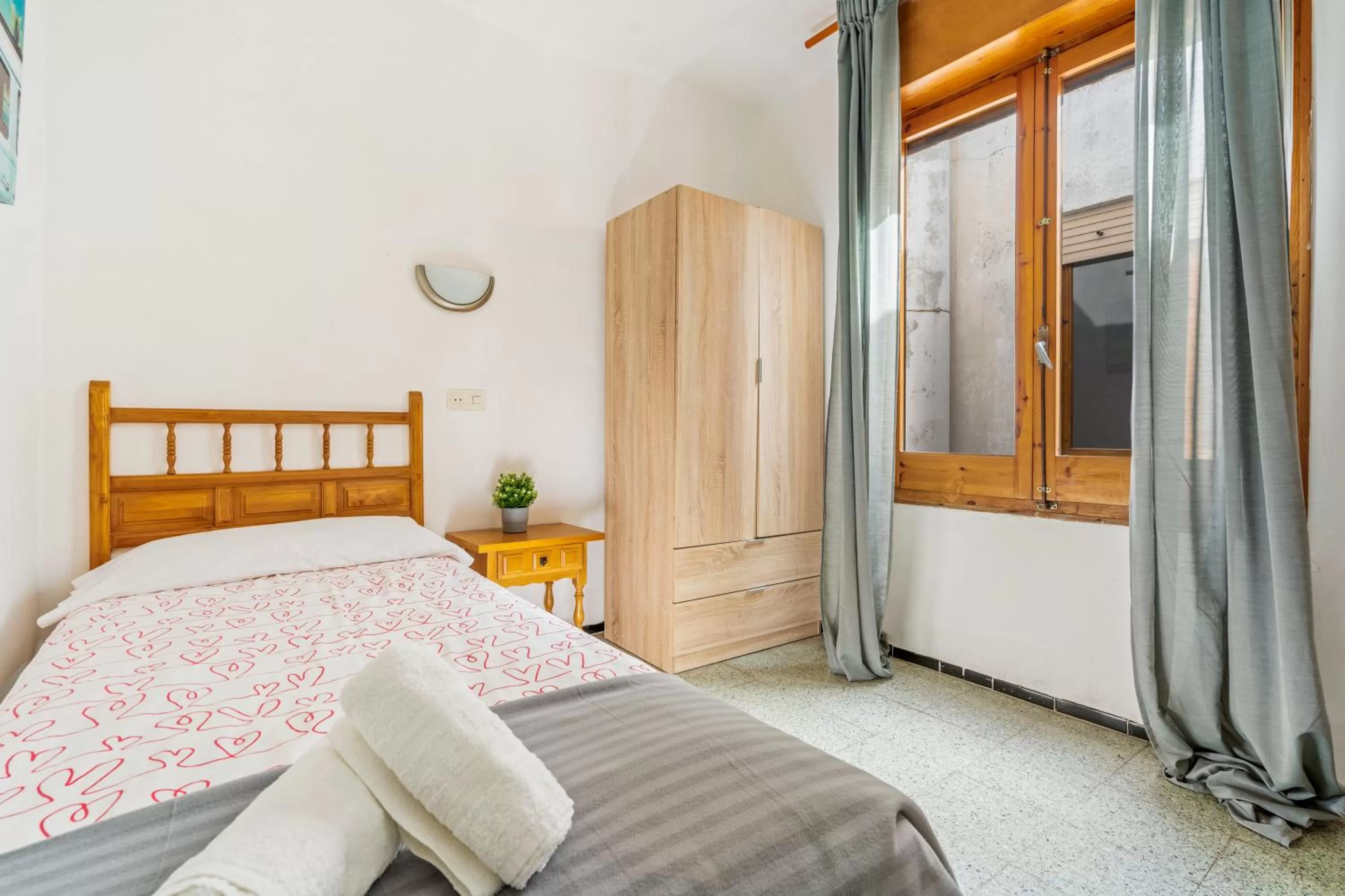 Bed in Hostal La Marina