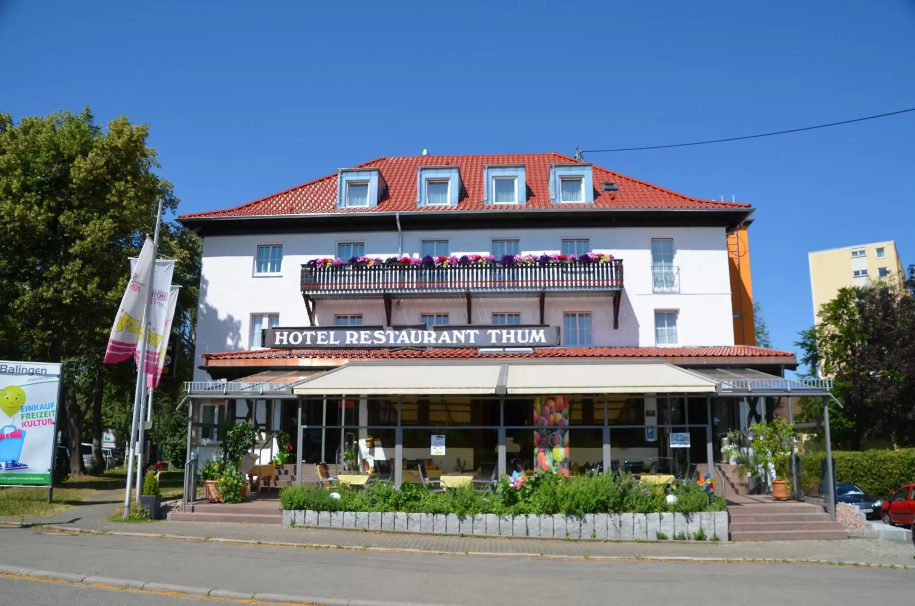 Hotel Restaurant Thum Hotel Restaurant Thum