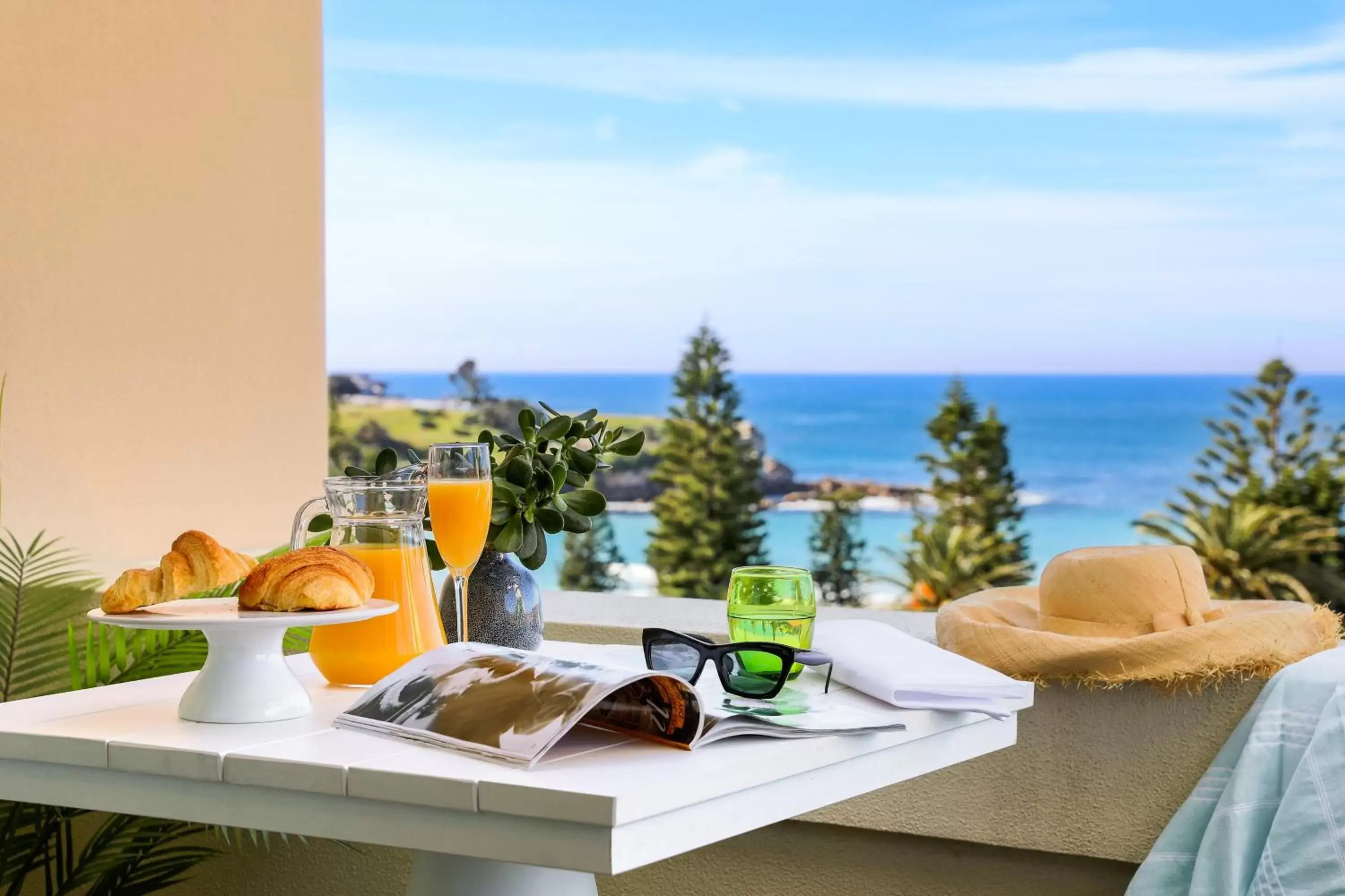Sea view in Coogee Bay Boutique Hotel Sea view in Coogee Bay Boutique Hotel