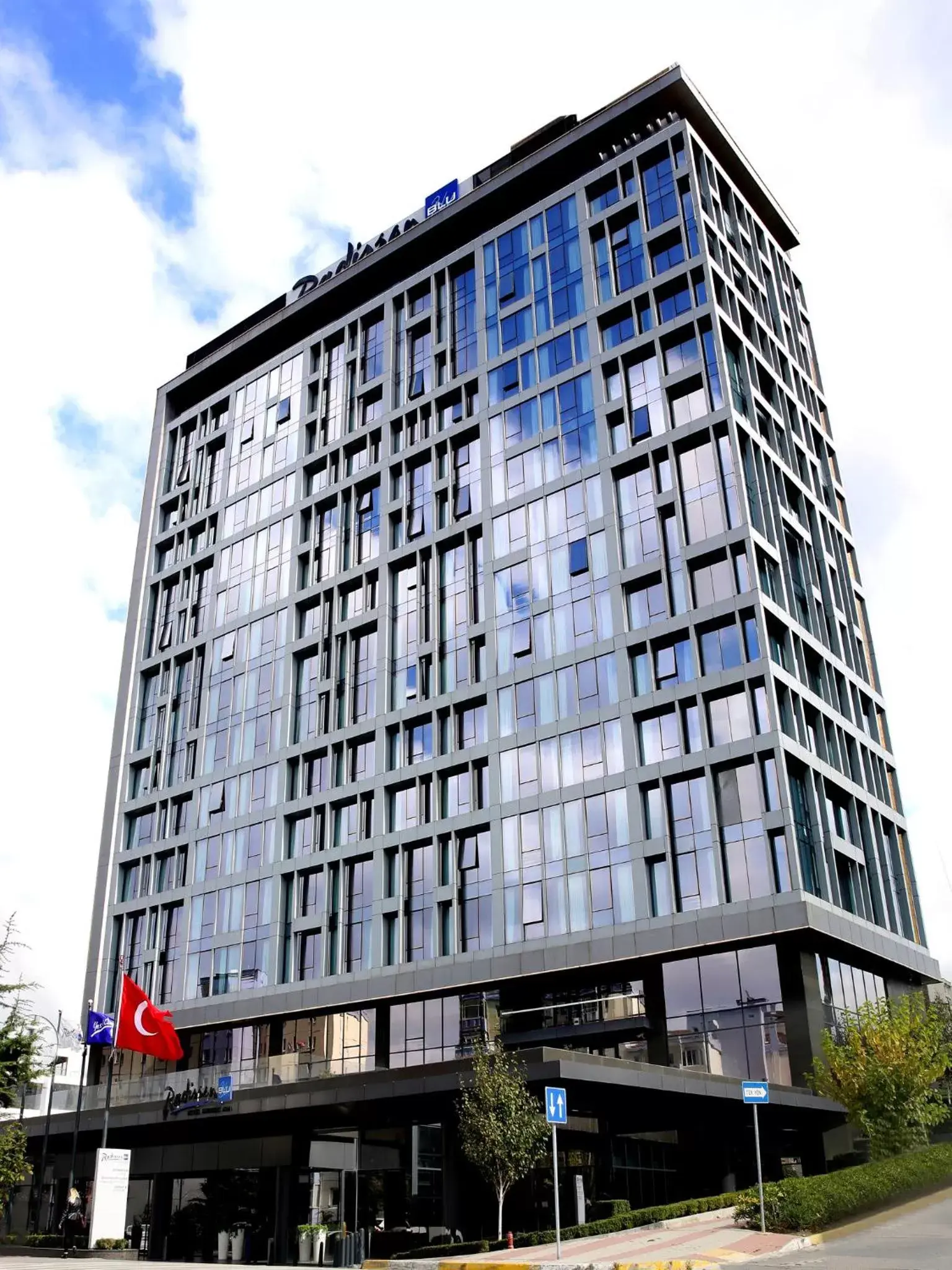 Facade/entrance, Property Building in Radisson Blu Hotel Istanbul Asia