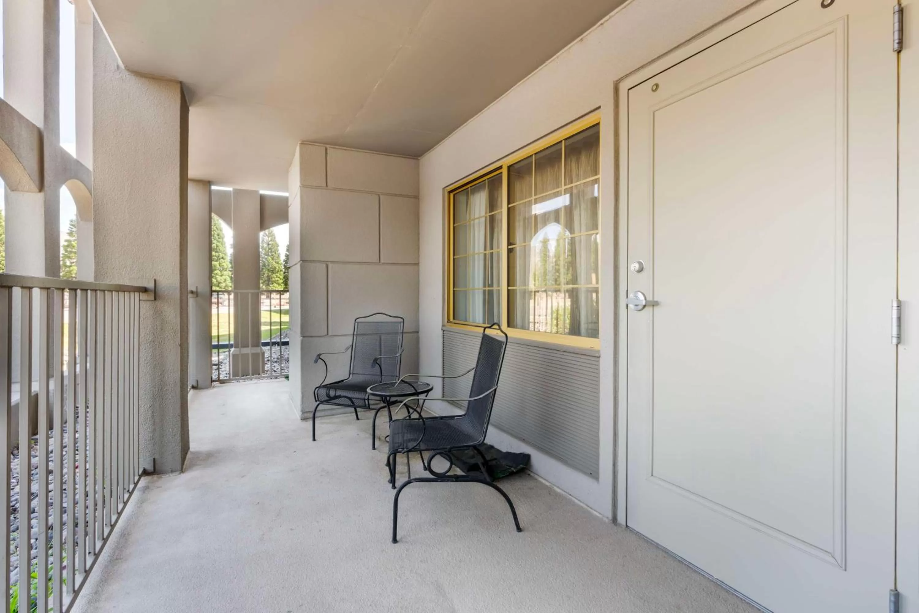 Bedroom in Best Western Plus Boomtown Casino Hotel