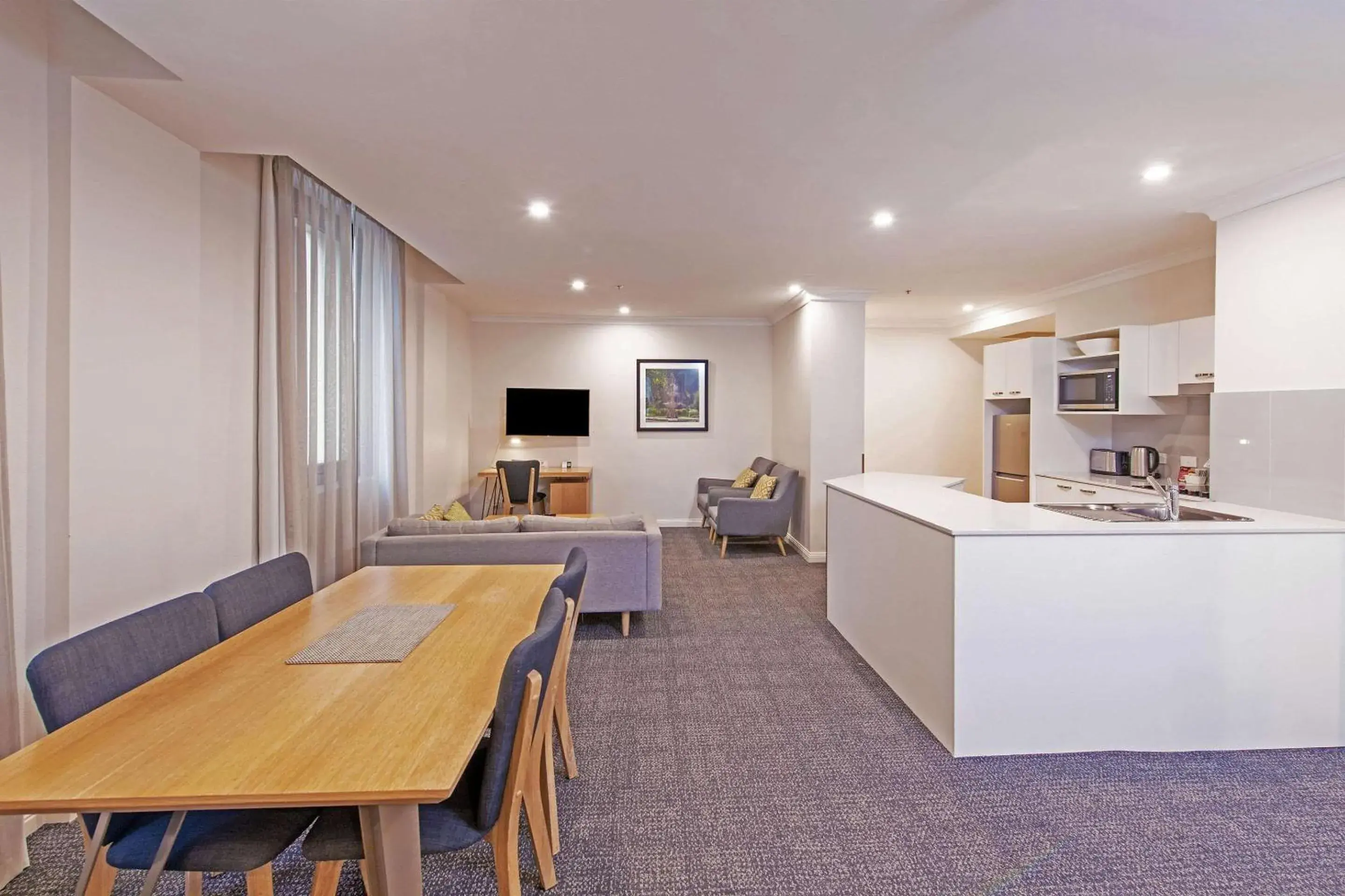 Photo of the whole room in Quality Apartments Adelaide Central
