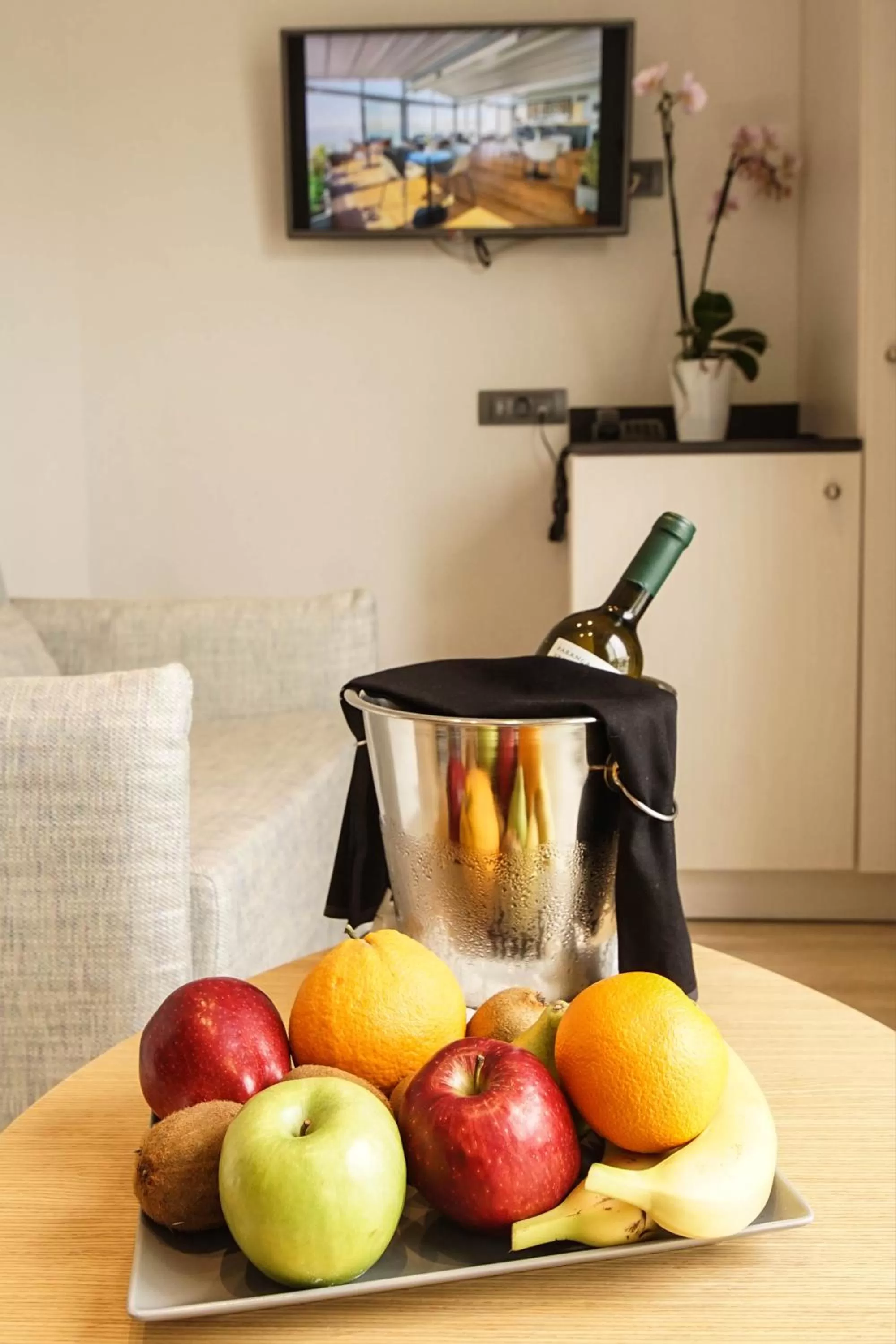 Food and drinks in Athens Cypria Hotel