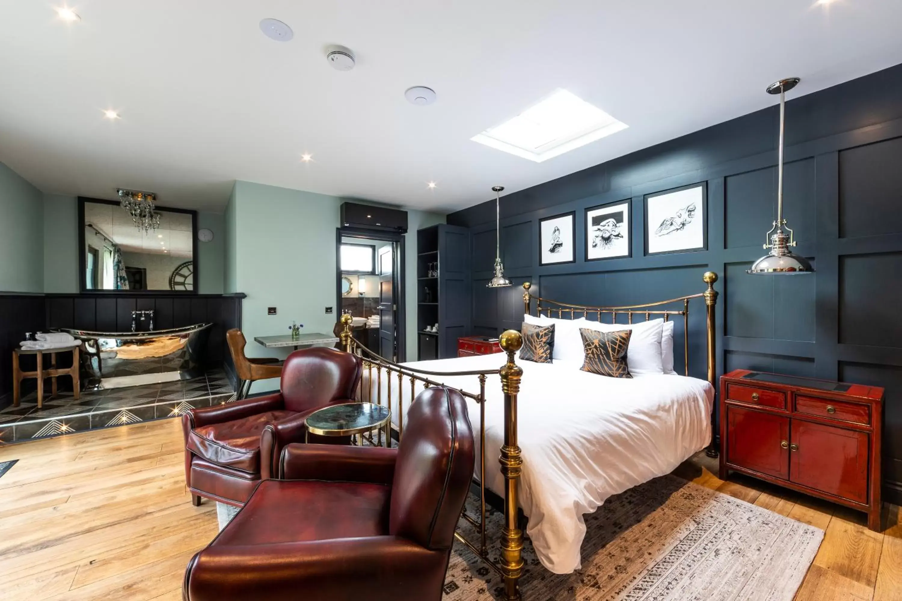 Bedroom in Eagle Mill Luxury Rooms