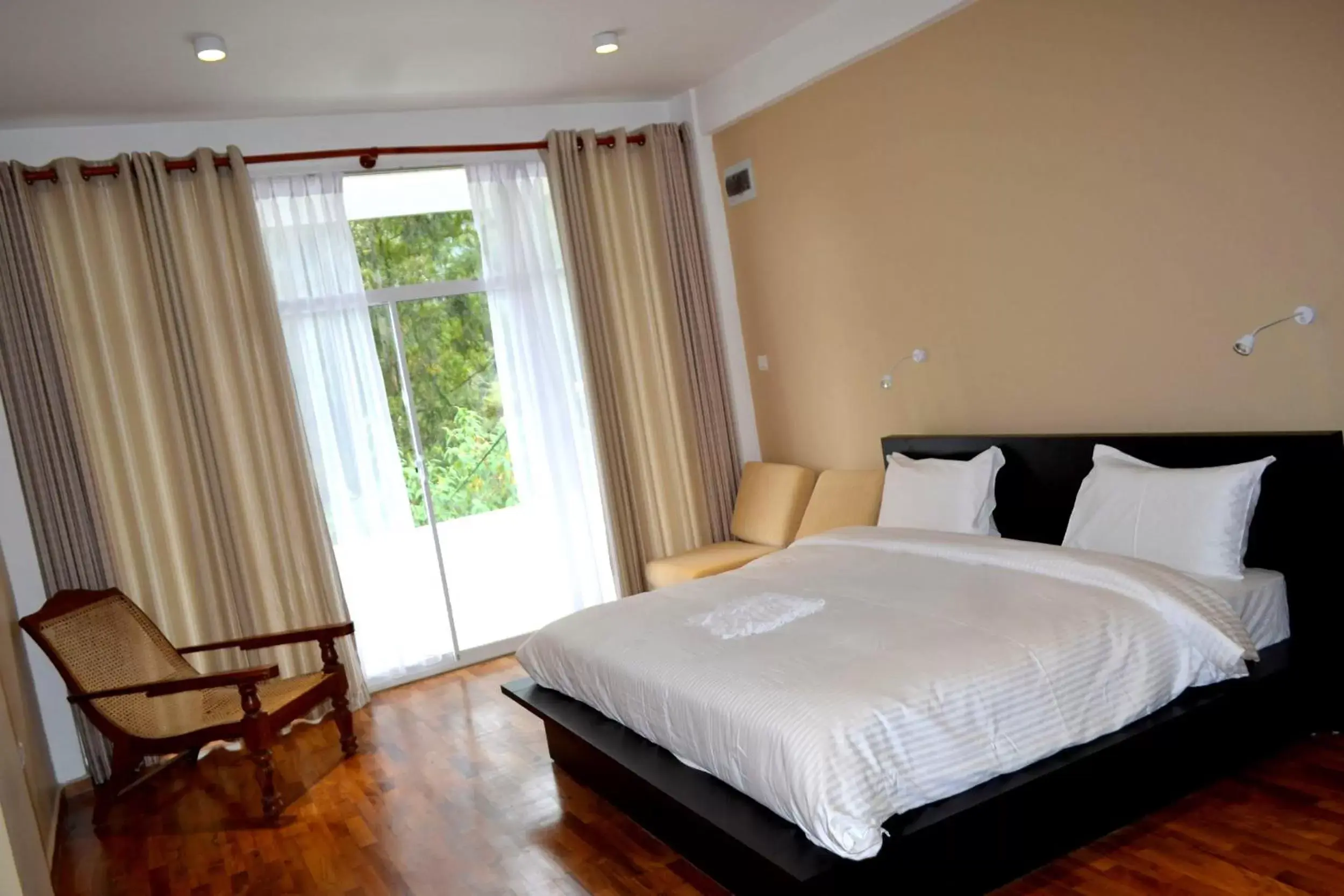 Bed in Panorama Green View Hotel Nuwara Eliya