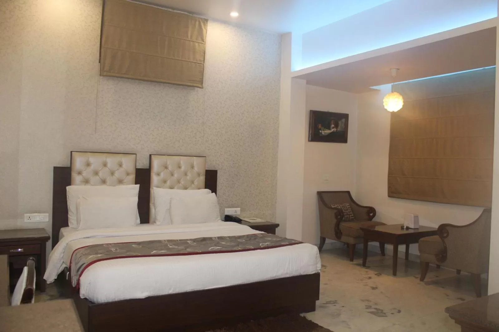 Bedroom, Bed in Hotel Leela Grande