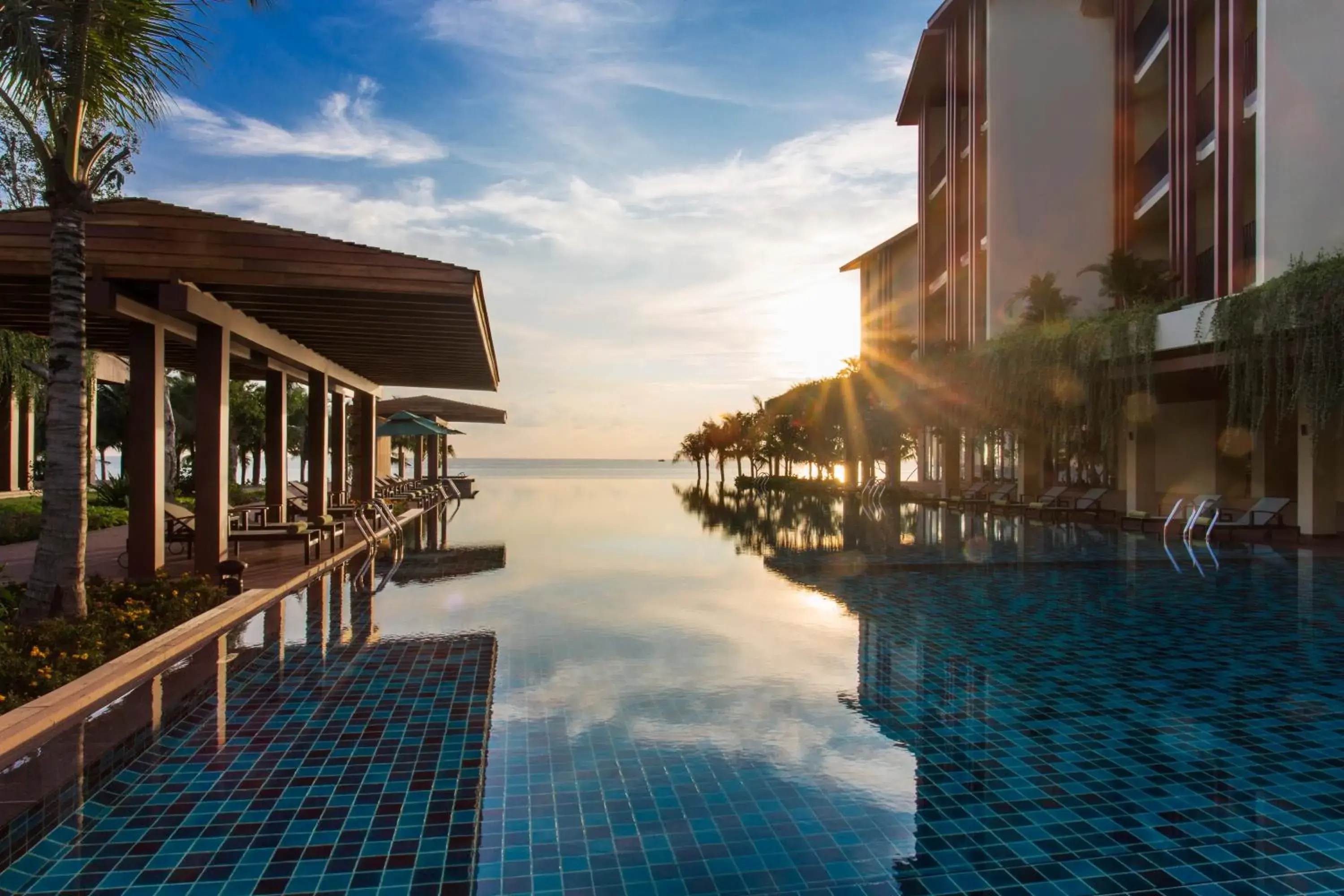 Swimming Pool in Dusit Princess Moonrise Beach Resort