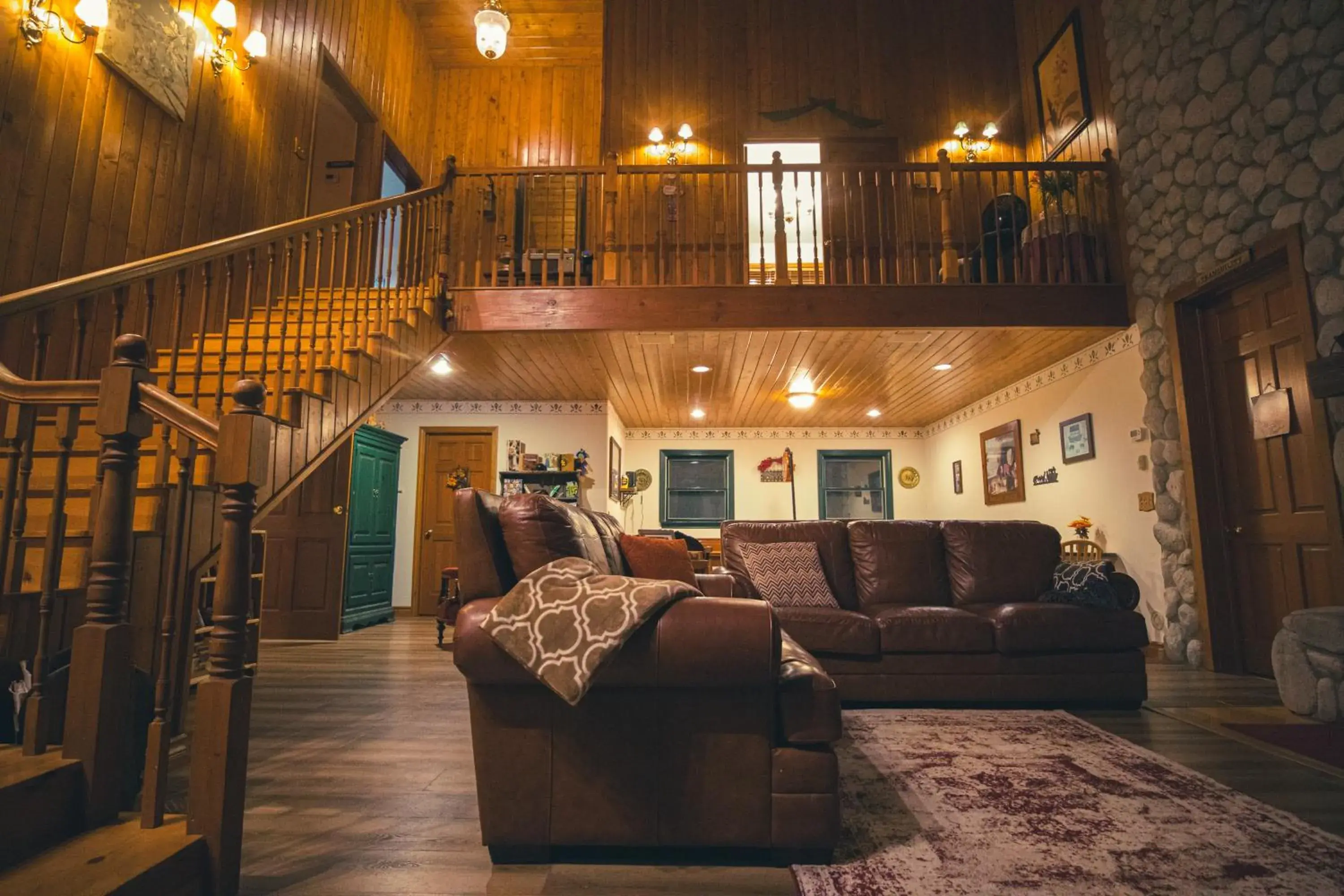 Living room in Tucker Peak Lodge