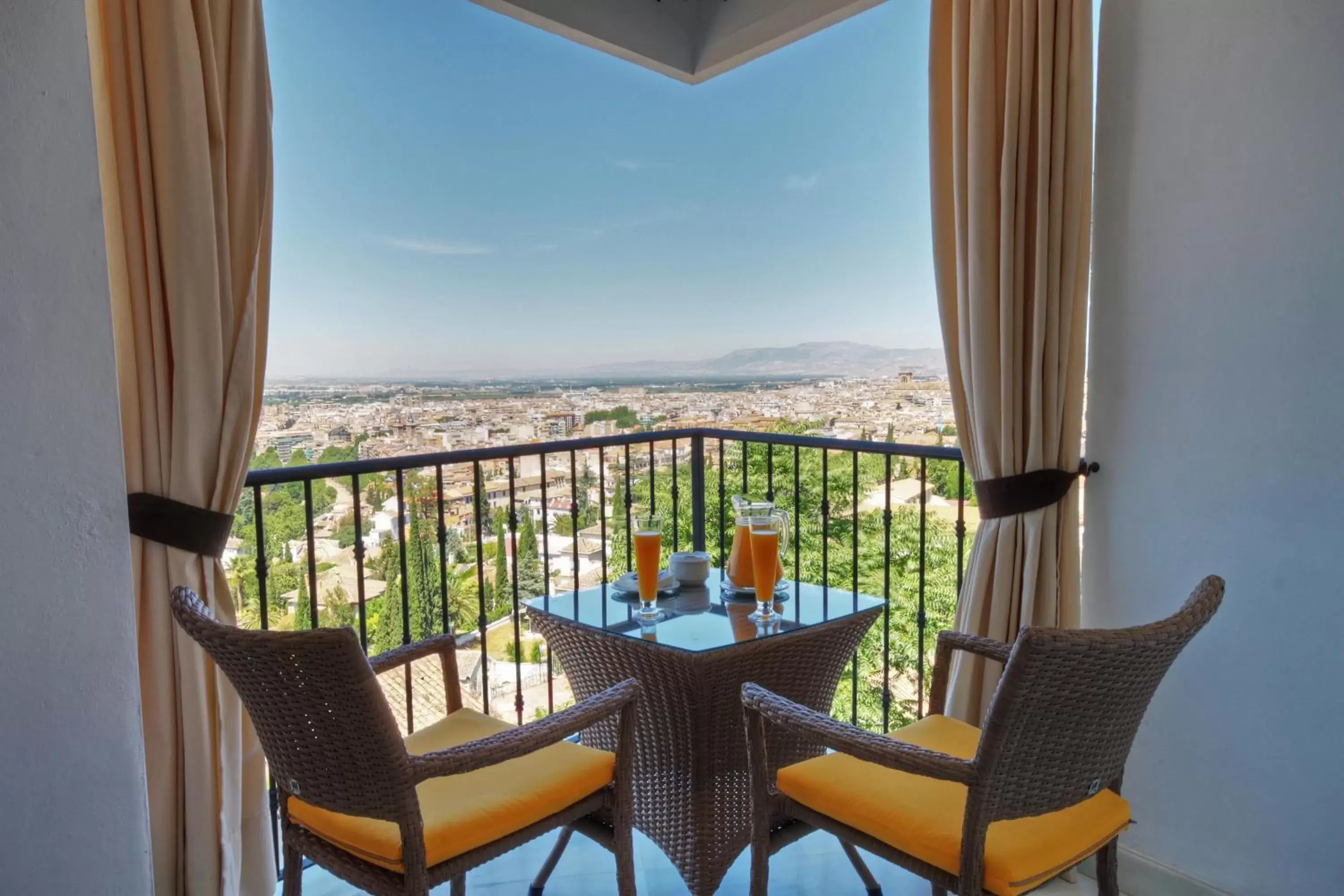 Balcony/Terrace in Hotel Mirador Arabeluj