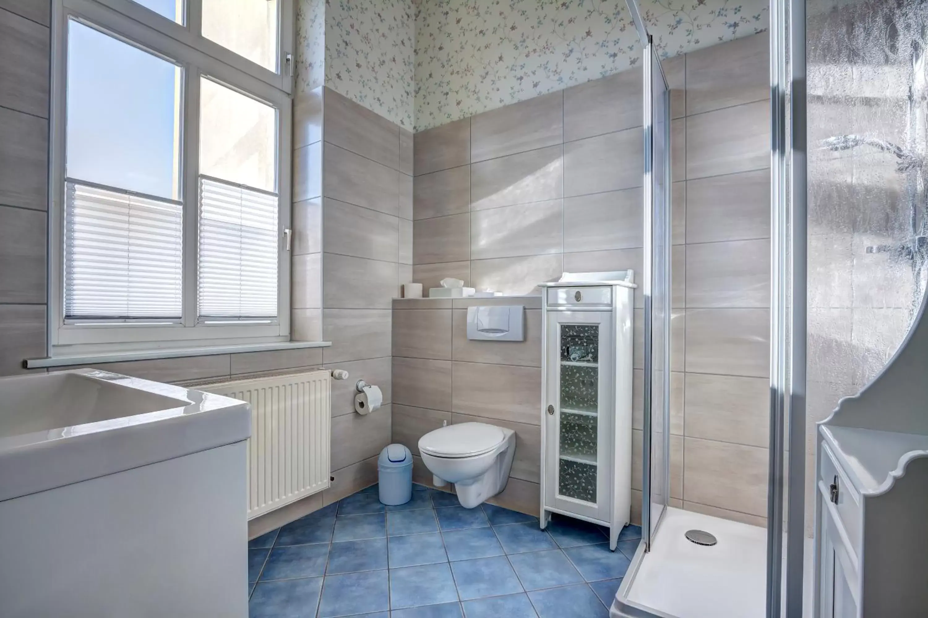 Photo of the whole room, Bathroom in Hotel Villa Seeschlößchen