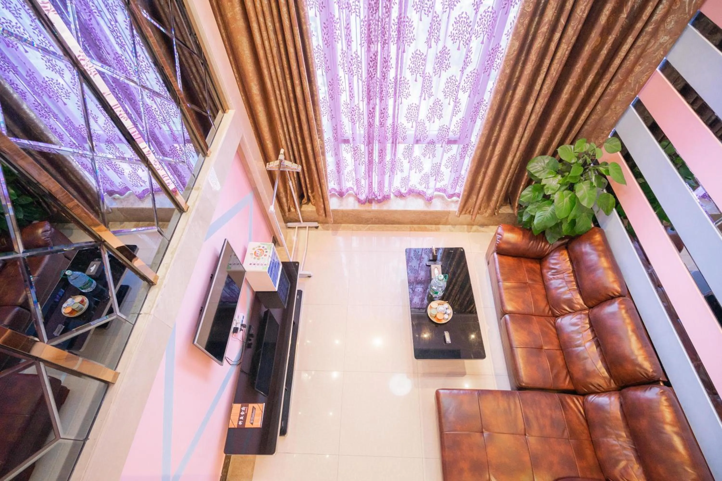 Living room in Guangzhou Hakka Apartment Beijing Road