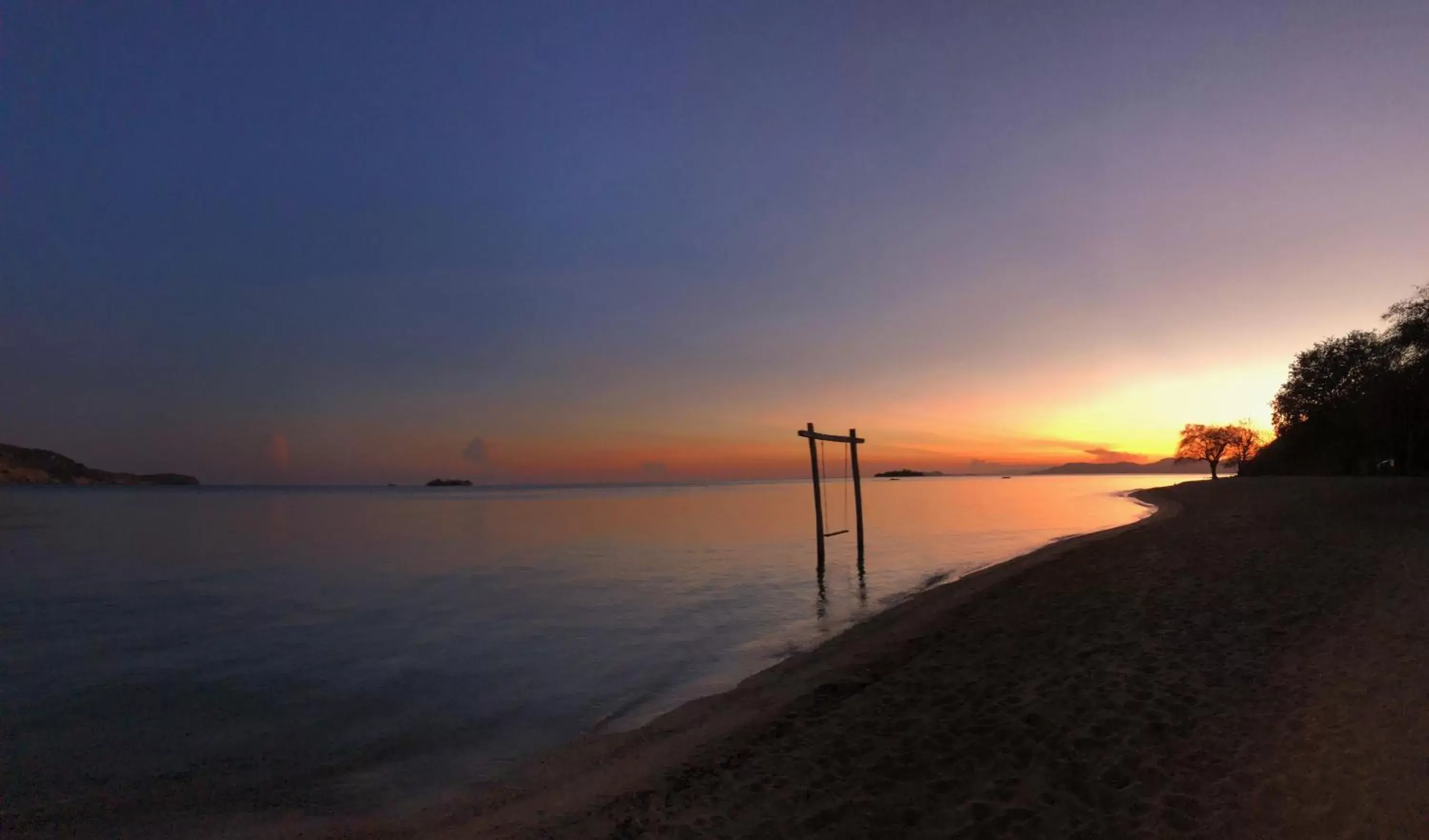 Beach in The Seraya Resort Komodo