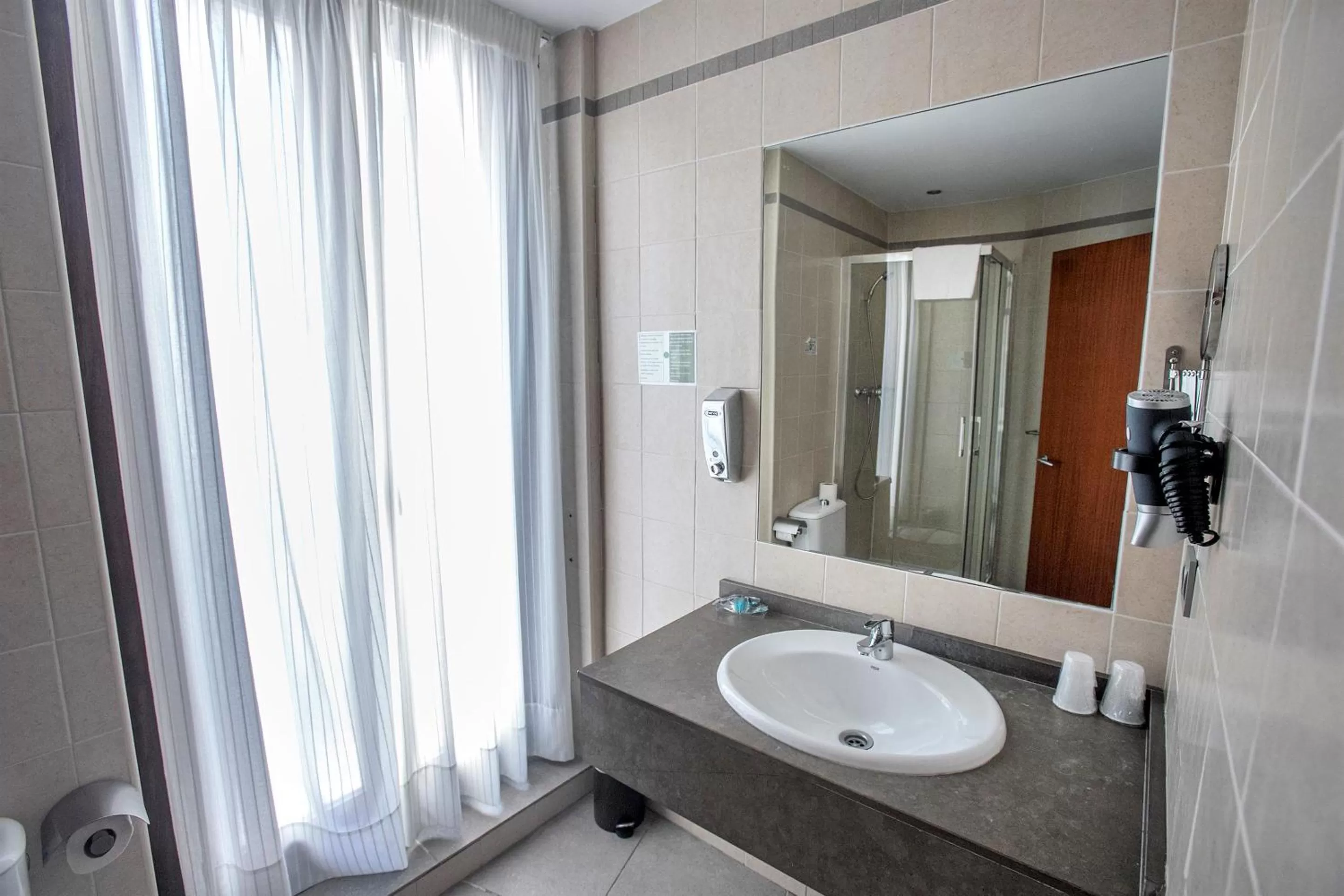 Bathroom in Vitium Córdoba