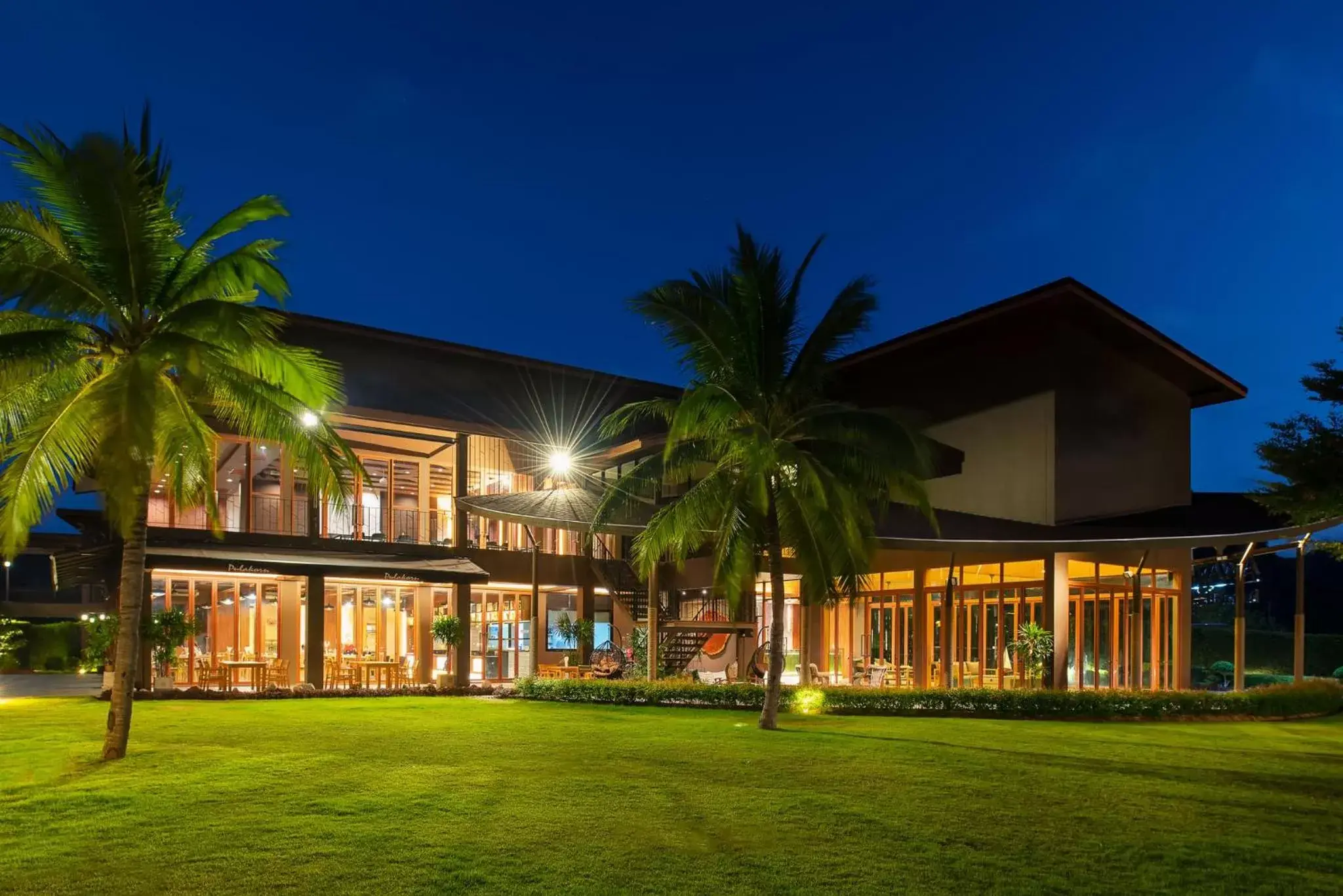 Property building in La Isla Pranburi Beach Resort Property building in La Isla Pranburi Beach Resort