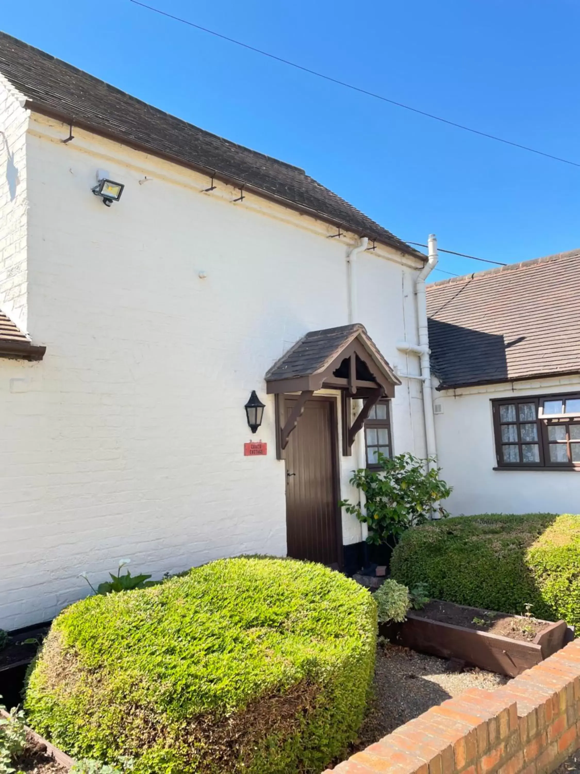 Facade/entrance, Property Building in Halfway House Inn & Cottages