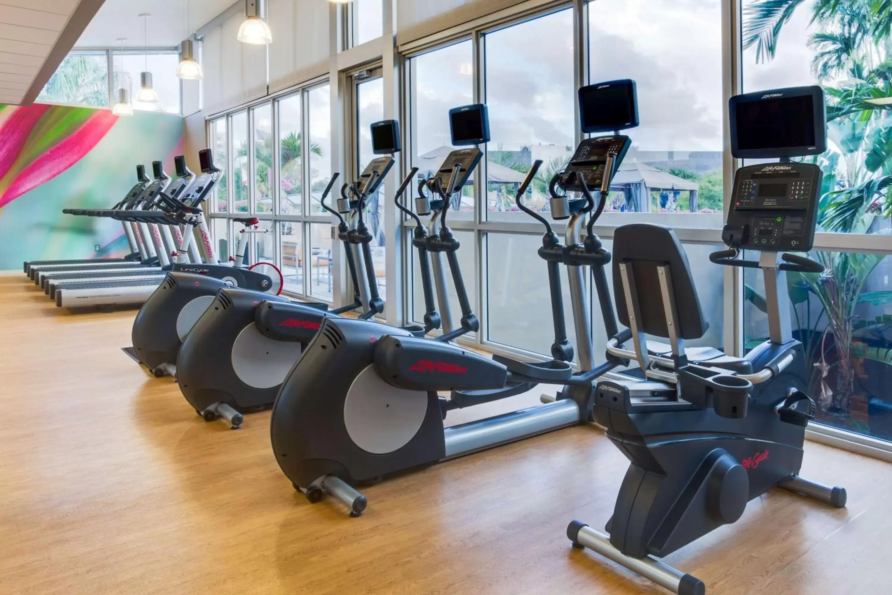 Activities, Fitness Center/Facilities in Sonesta Miami Airport