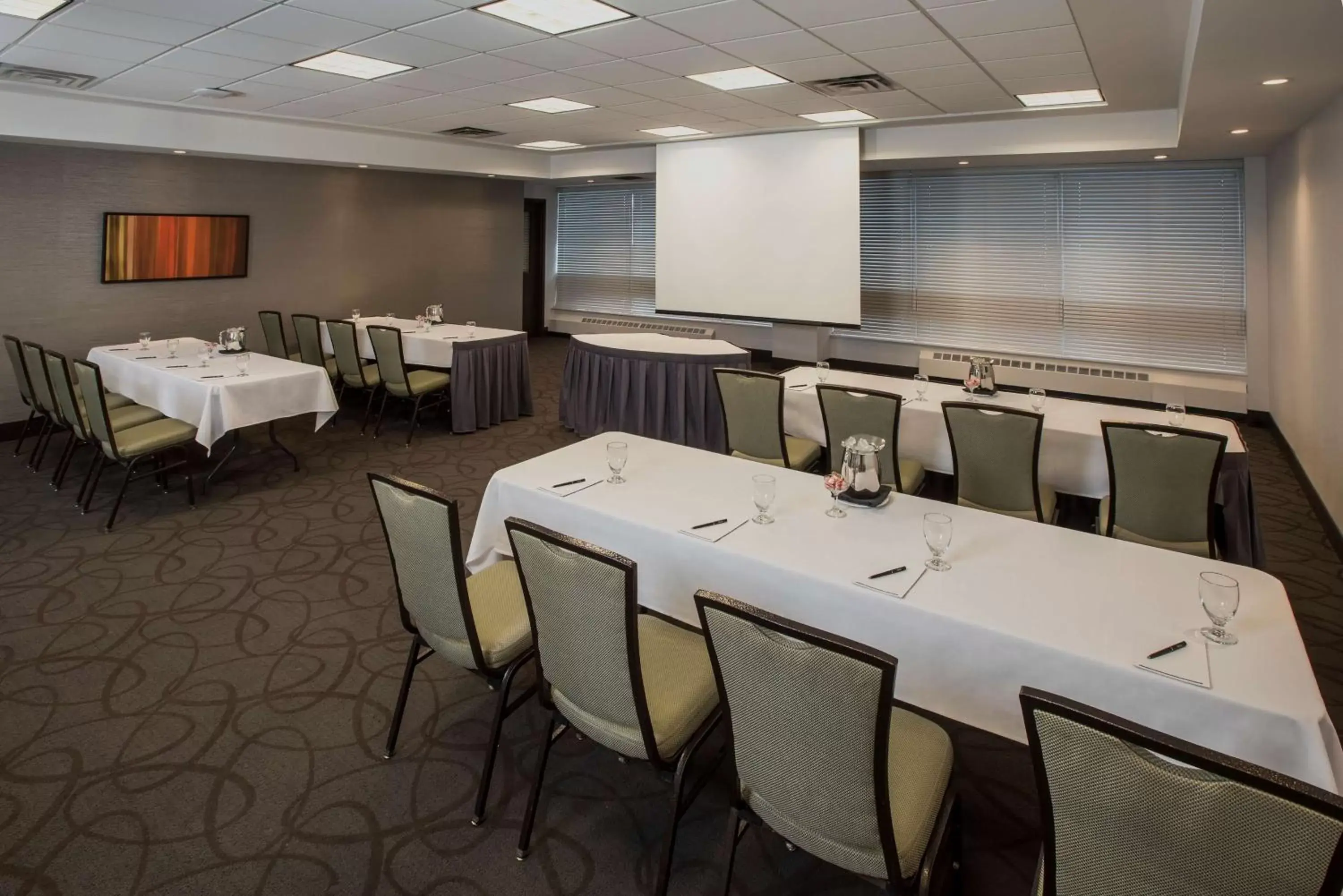 Meeting/conference room in Hilton Winnipeg Airport Suites