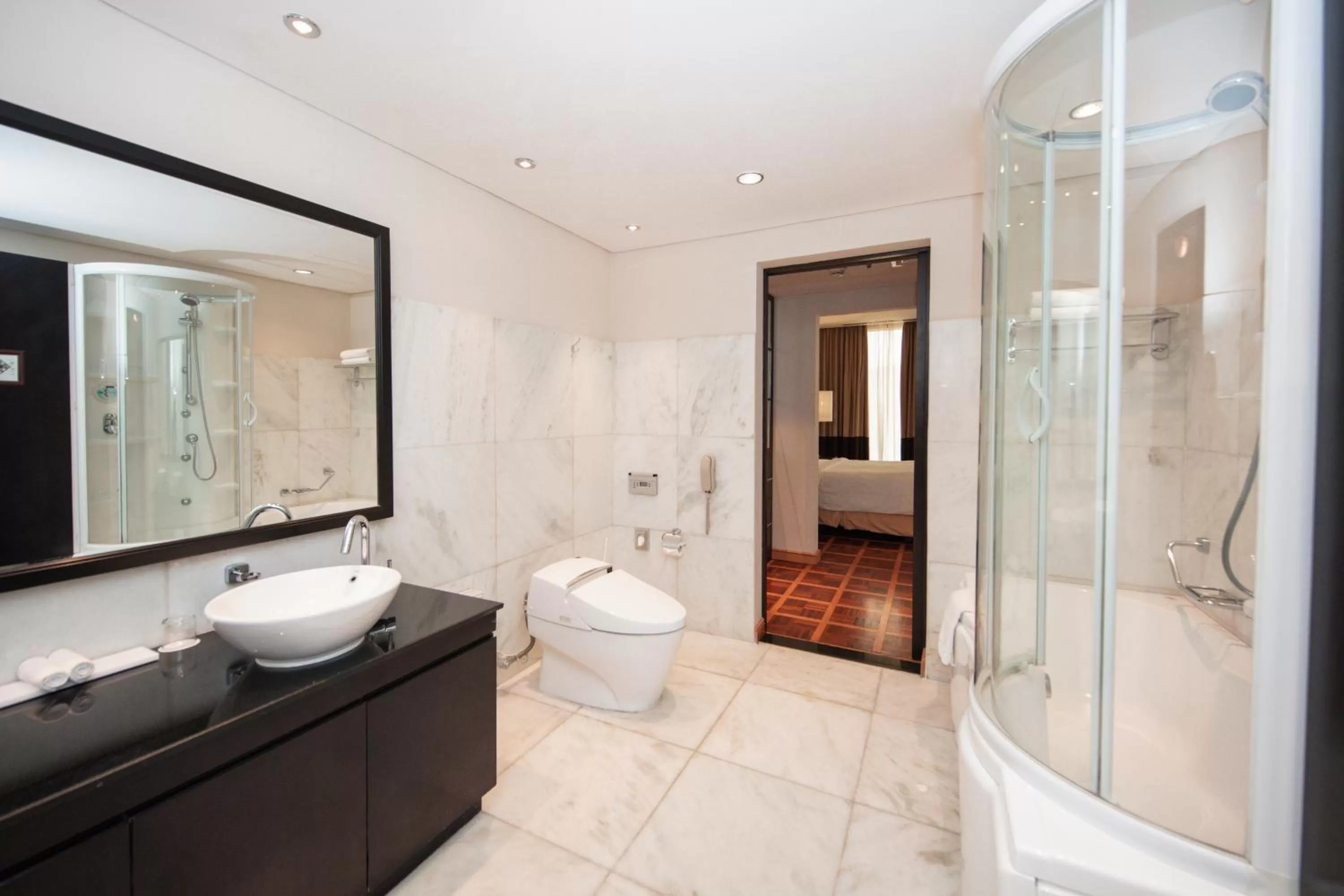 Bathroom in Radisson Blu Hotel, Doha