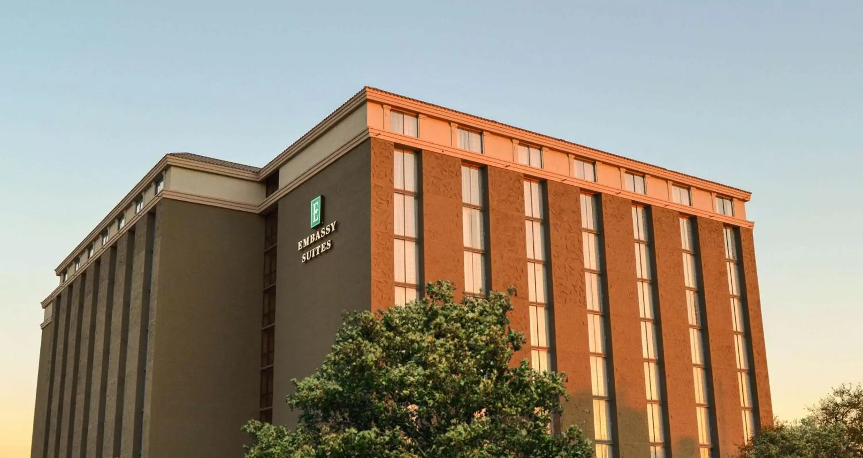 Property Building in Embassy Suites by Hilton Austin Central