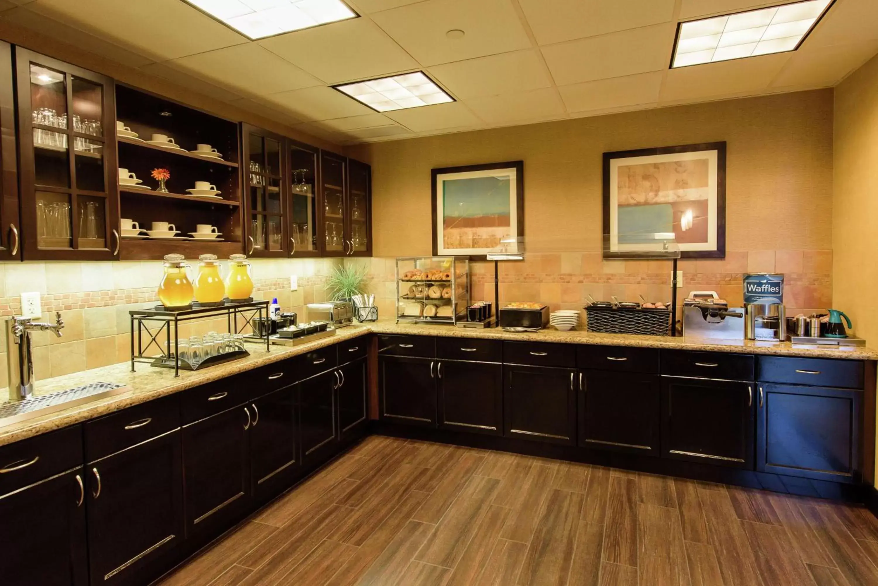 Dining area, Kitchen/Kitchenette in Homewood Suites by Hilton Phoenix Chandler Fashion Center