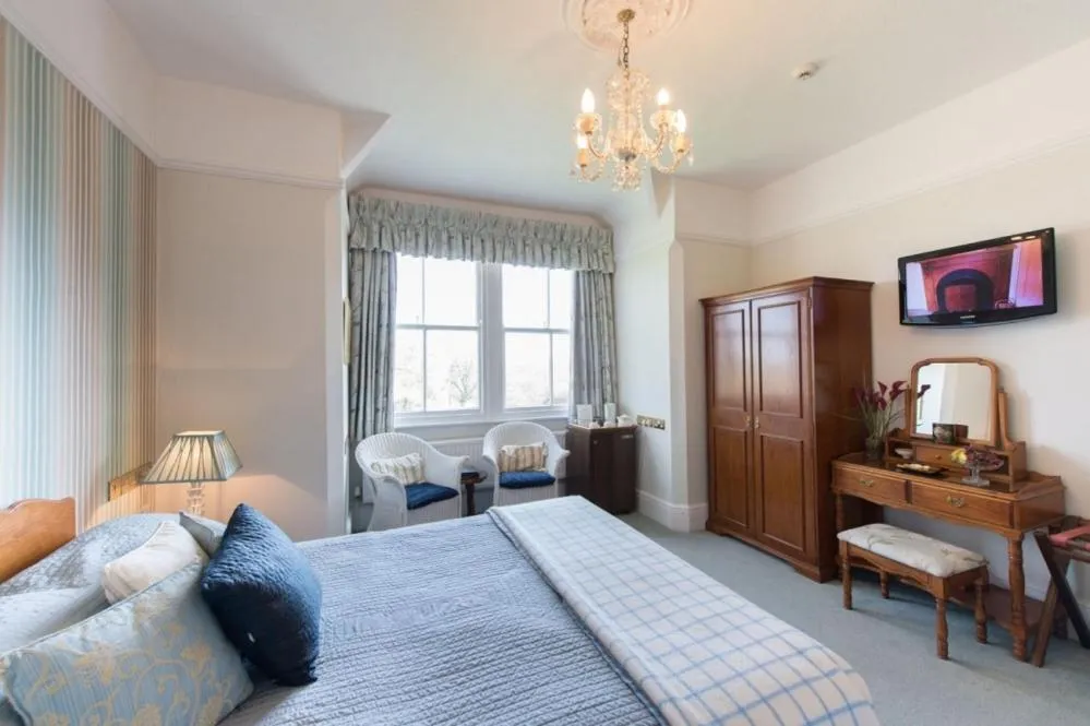 Day, Bed in The Old Vicarage