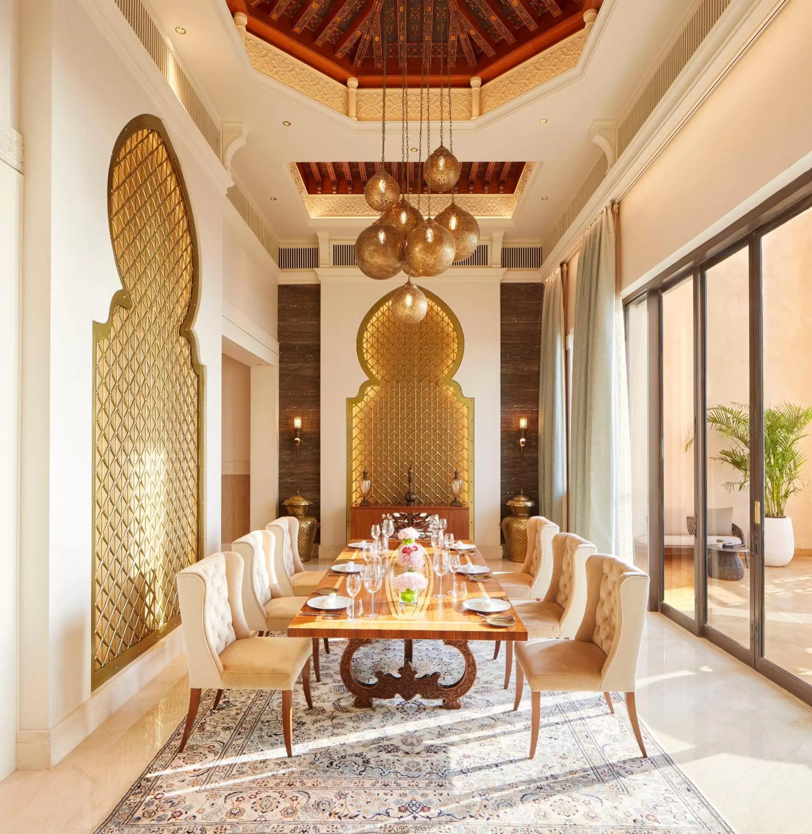 Dining area in Jumeirah Al Qasr