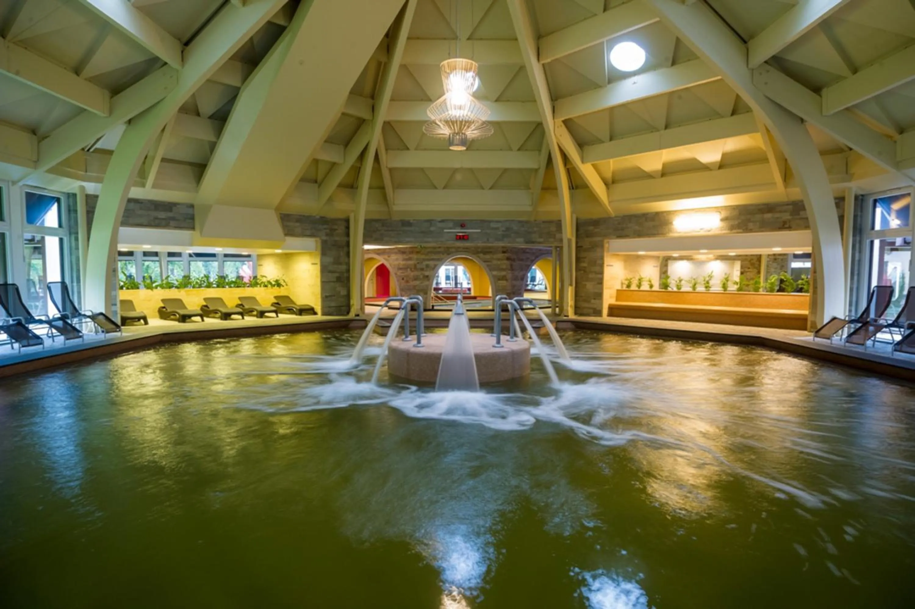 Hot Spring Bath in Aquaticum Debrecen Termal & Wellness Hotel
