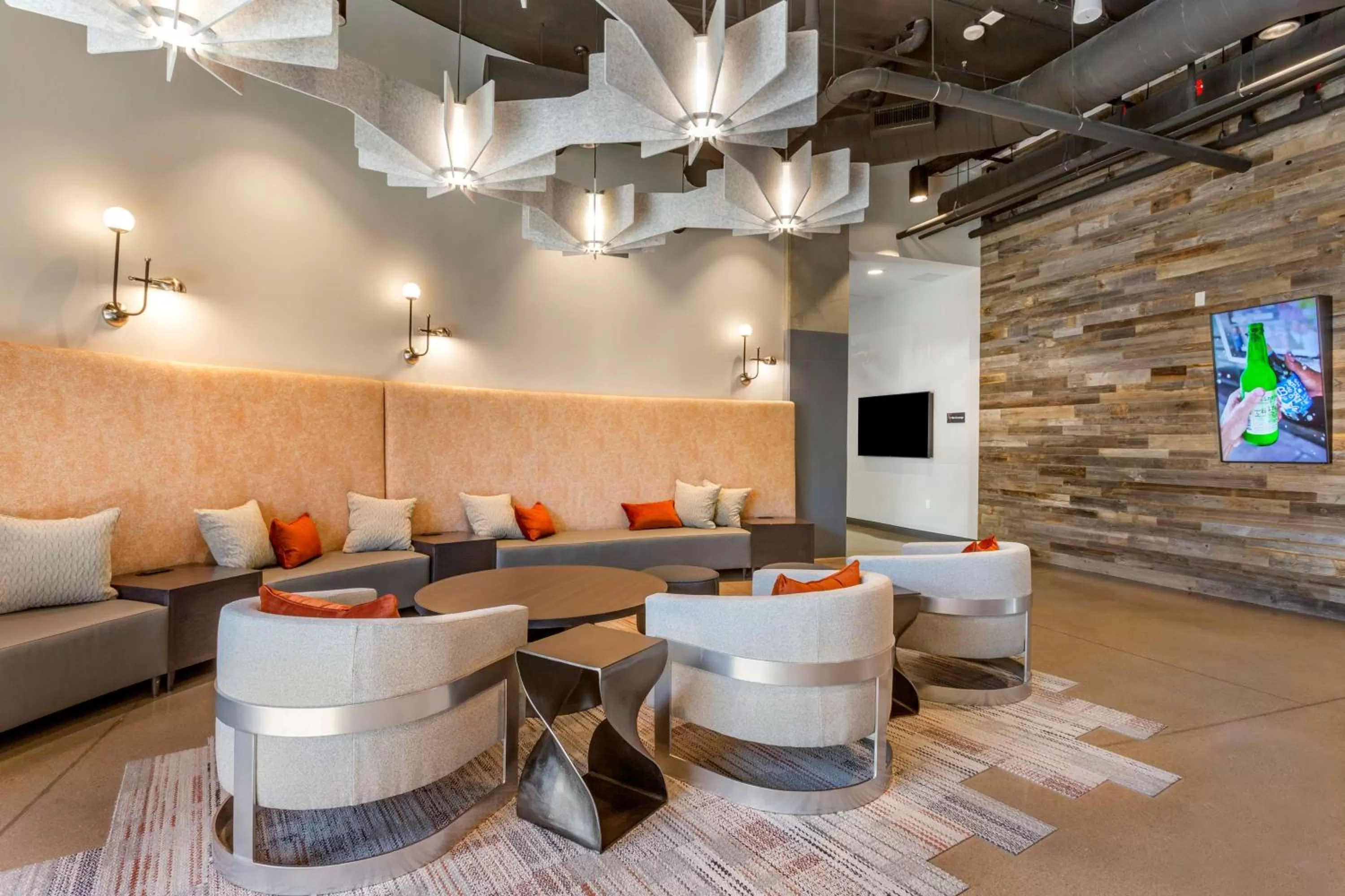 Lobby or reception in Vīb Hotel by Best Western Phoenix - Tempe