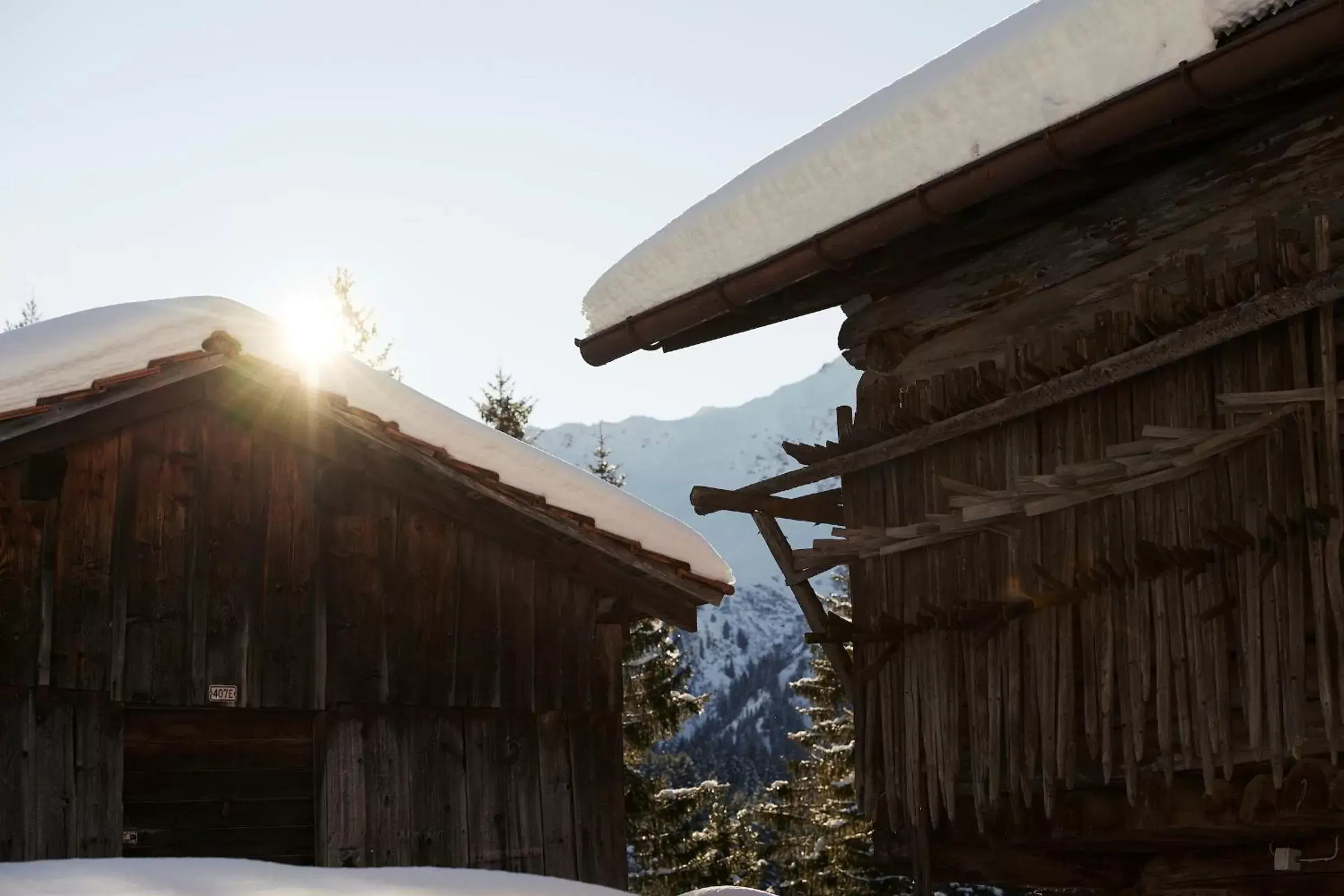 Landmark view, Winter in Berghaus Alpenrösli