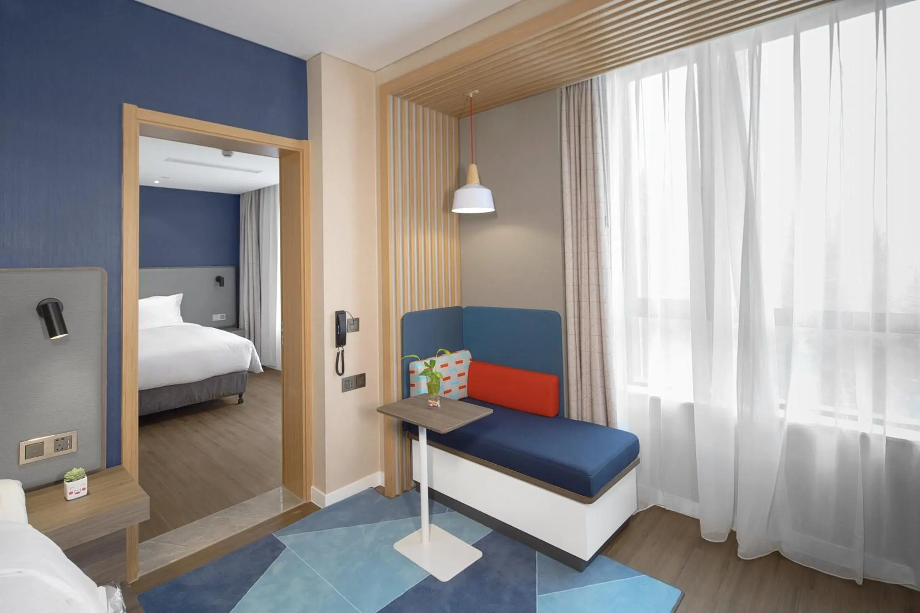 Photo of the whole room, Bed in Holiday Inn Express Shanghai Chongming, an IHG Hotel