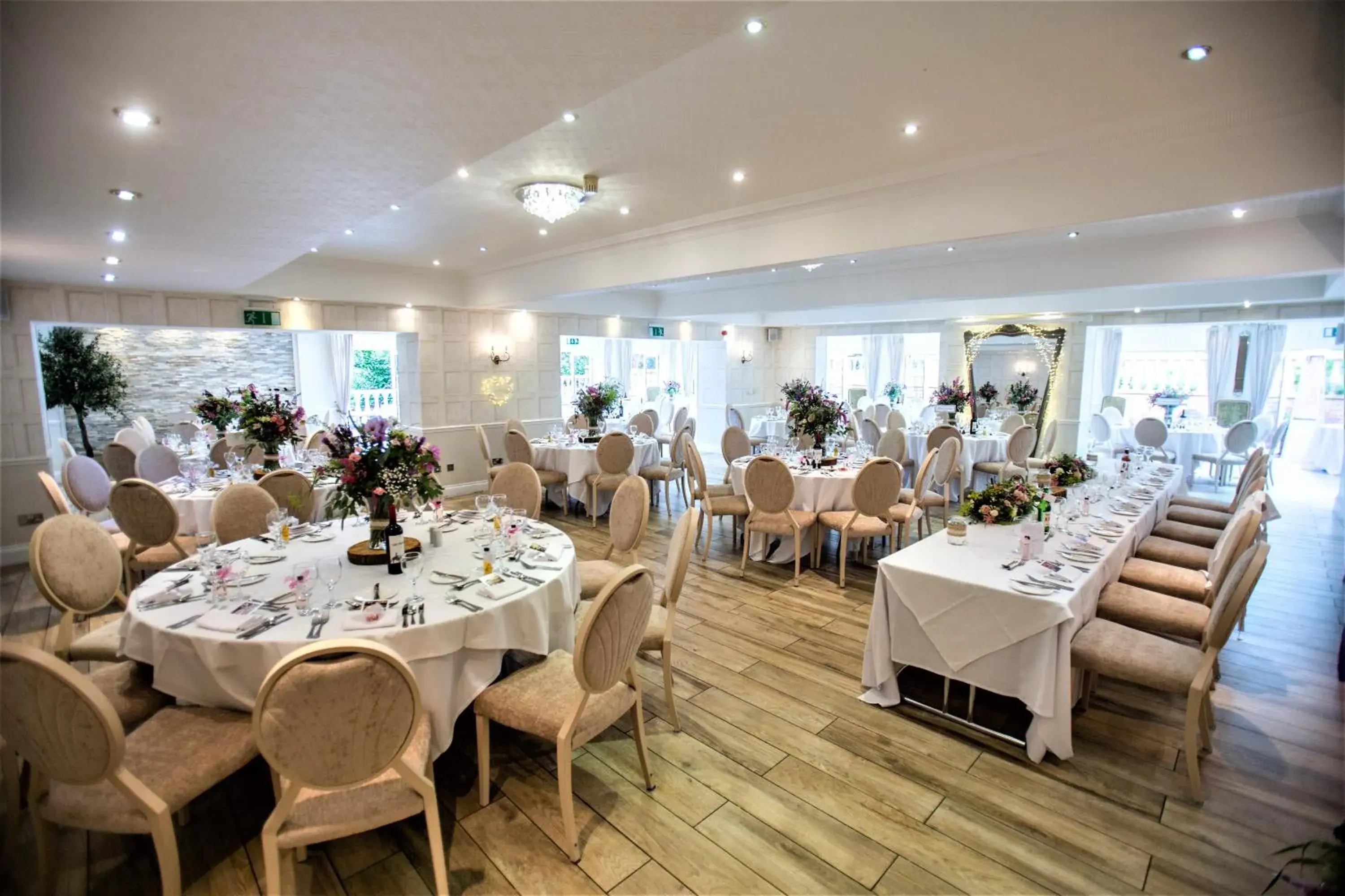 Restaurant/Places to Eat in Nuthurst Grange Country House Hotel & Restaurant