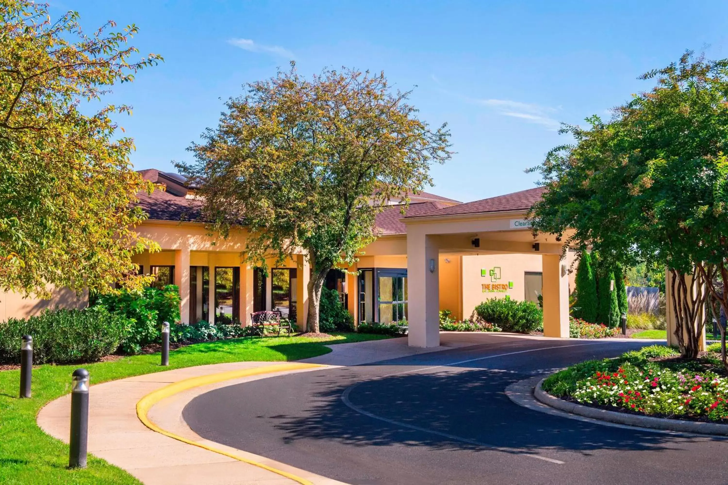 Property Building in Courtyard by Marriott Charlottesville