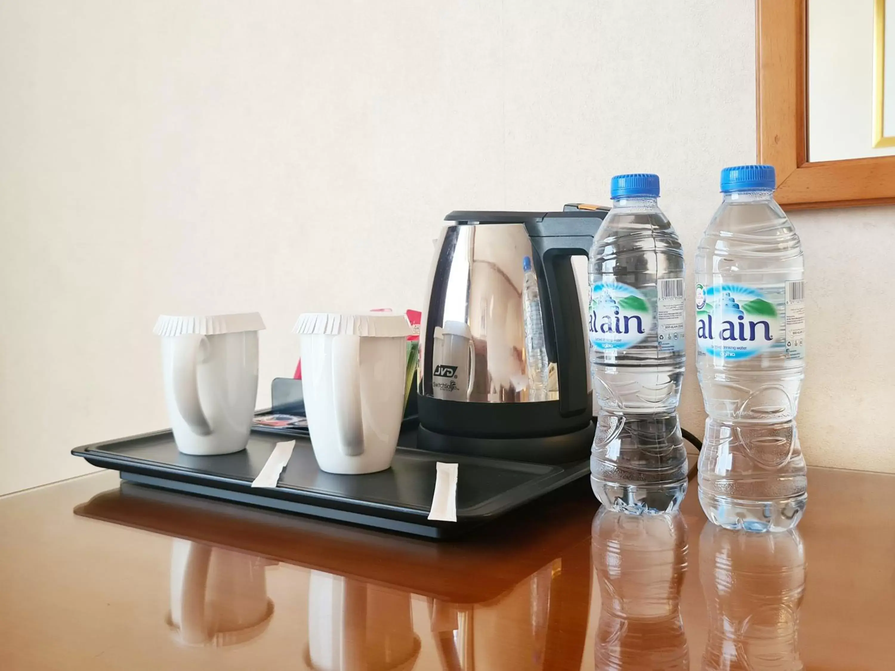 Coffee/tea facilities in Corniche Hotel Sharjah