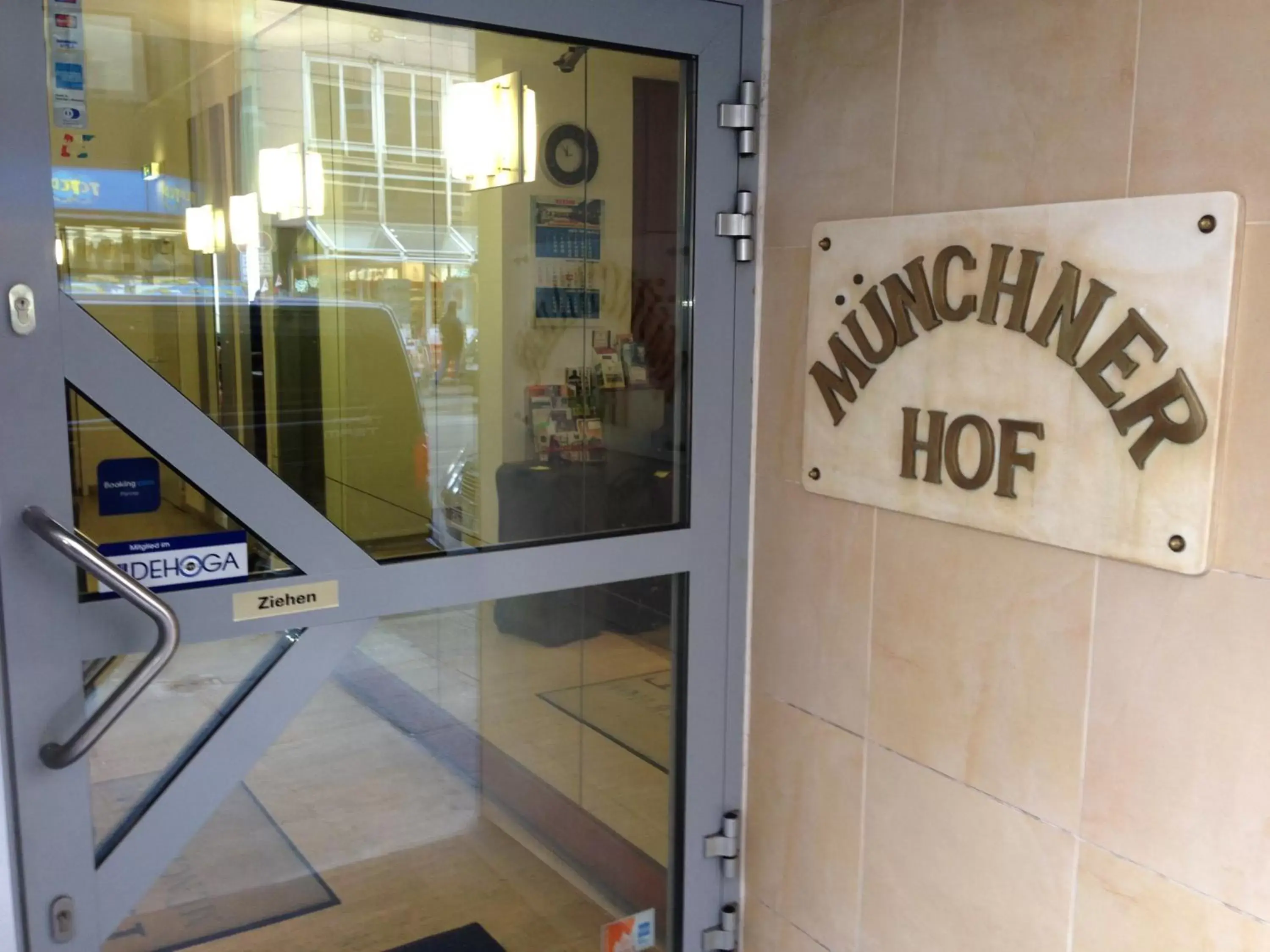 Facade/entrance in Hotel Muenchner Hof
