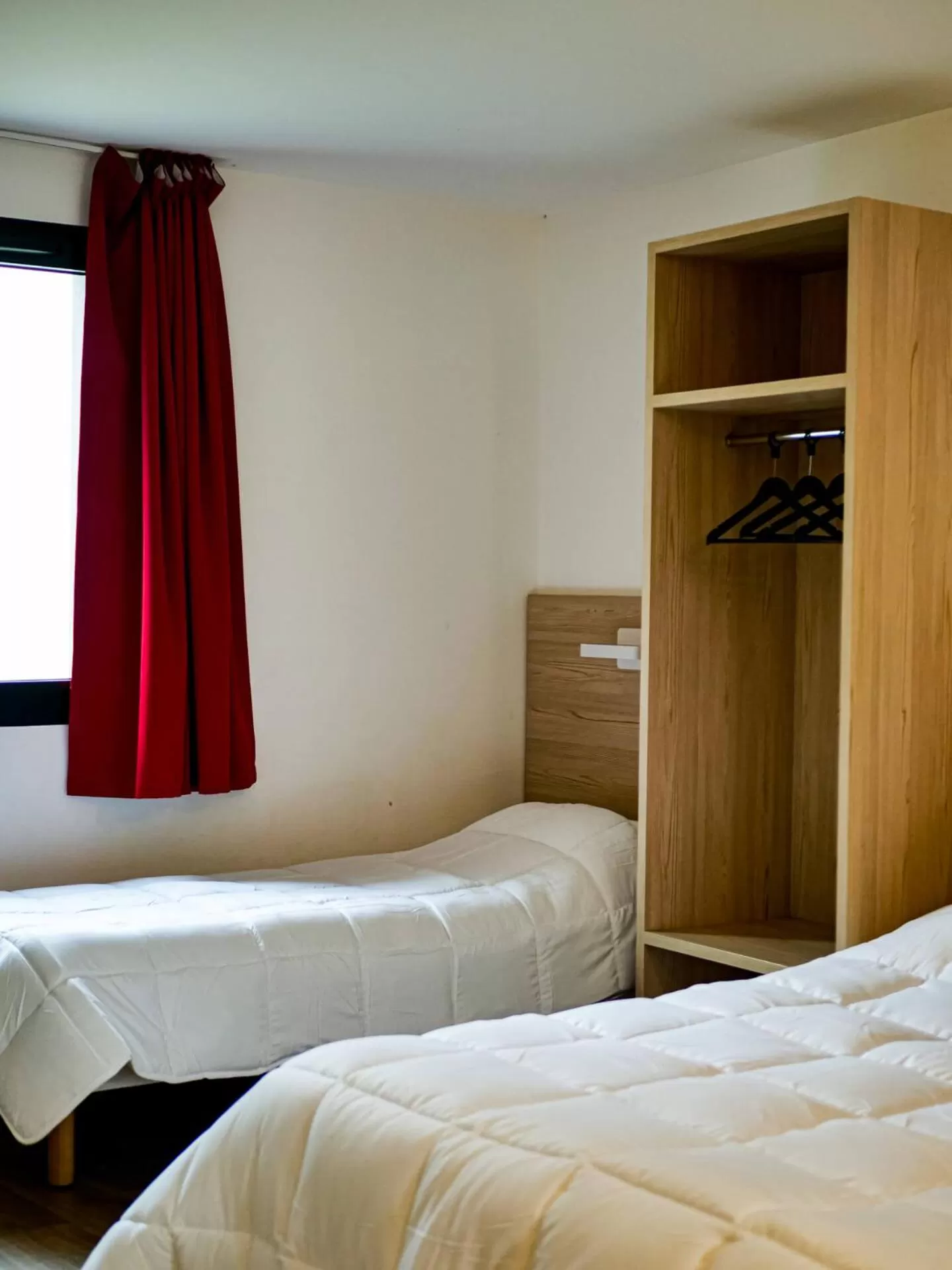 Photo of the whole room, Bed in Hotel du Parc - Chantepie